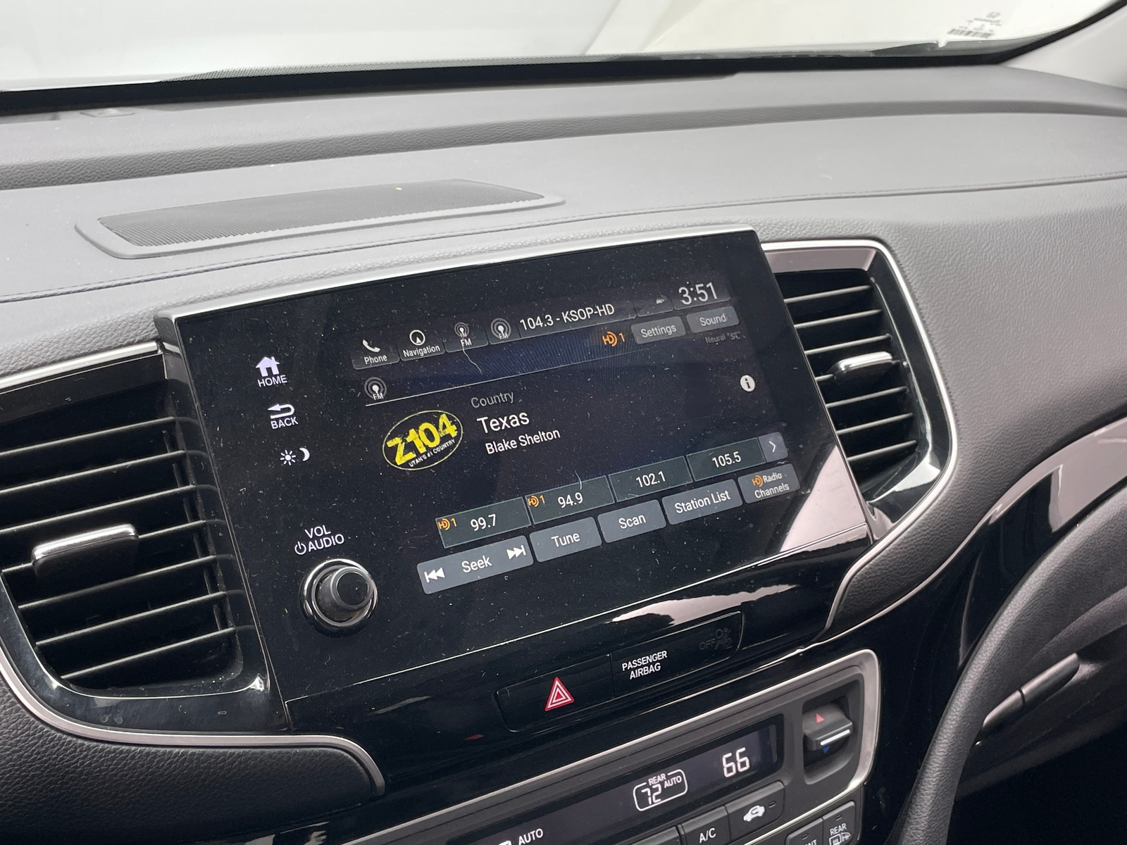 Thumbnail: 2019 Honda Pilot - 3