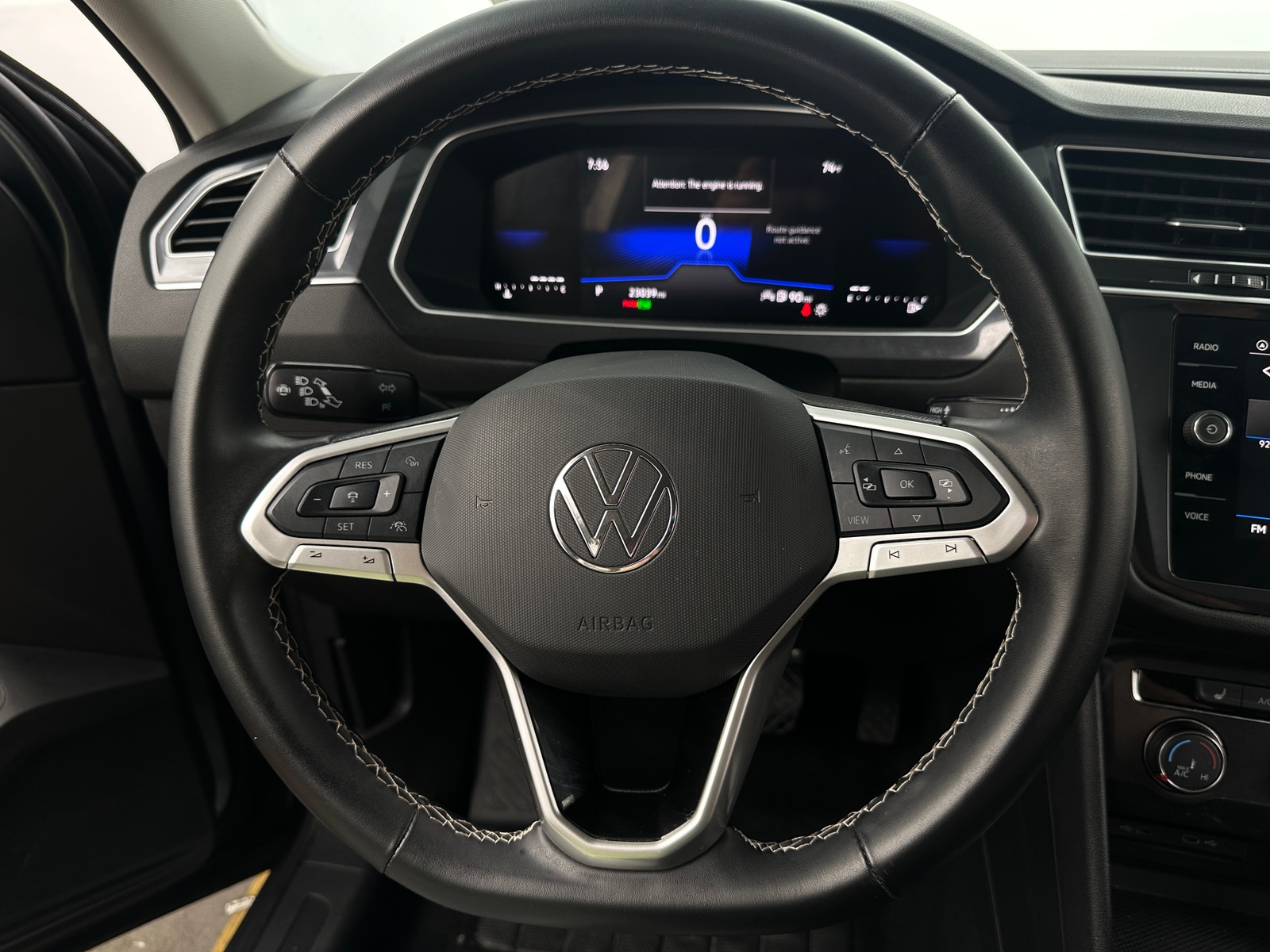 Thumbnail: 2024 Volkswagen Tiguan - 5