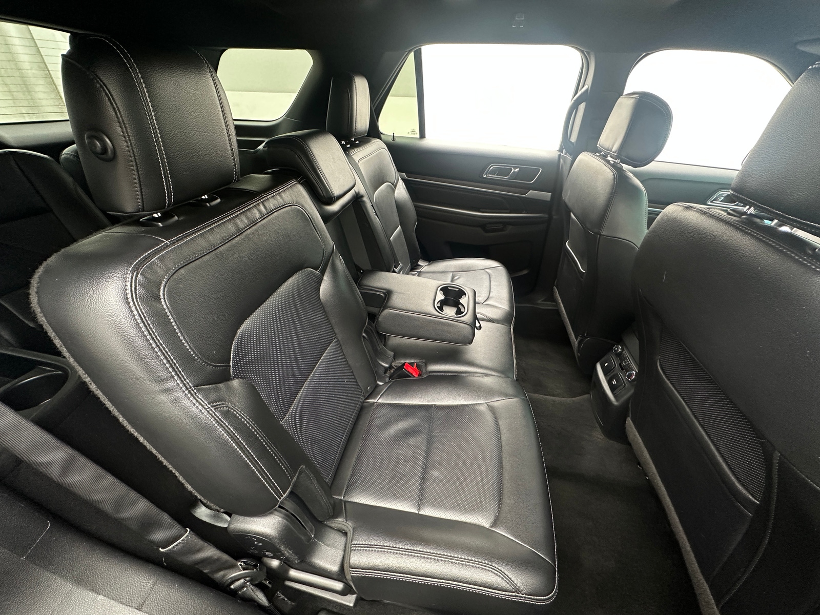 Thumbnail: 2016 Ford Explorer - 5