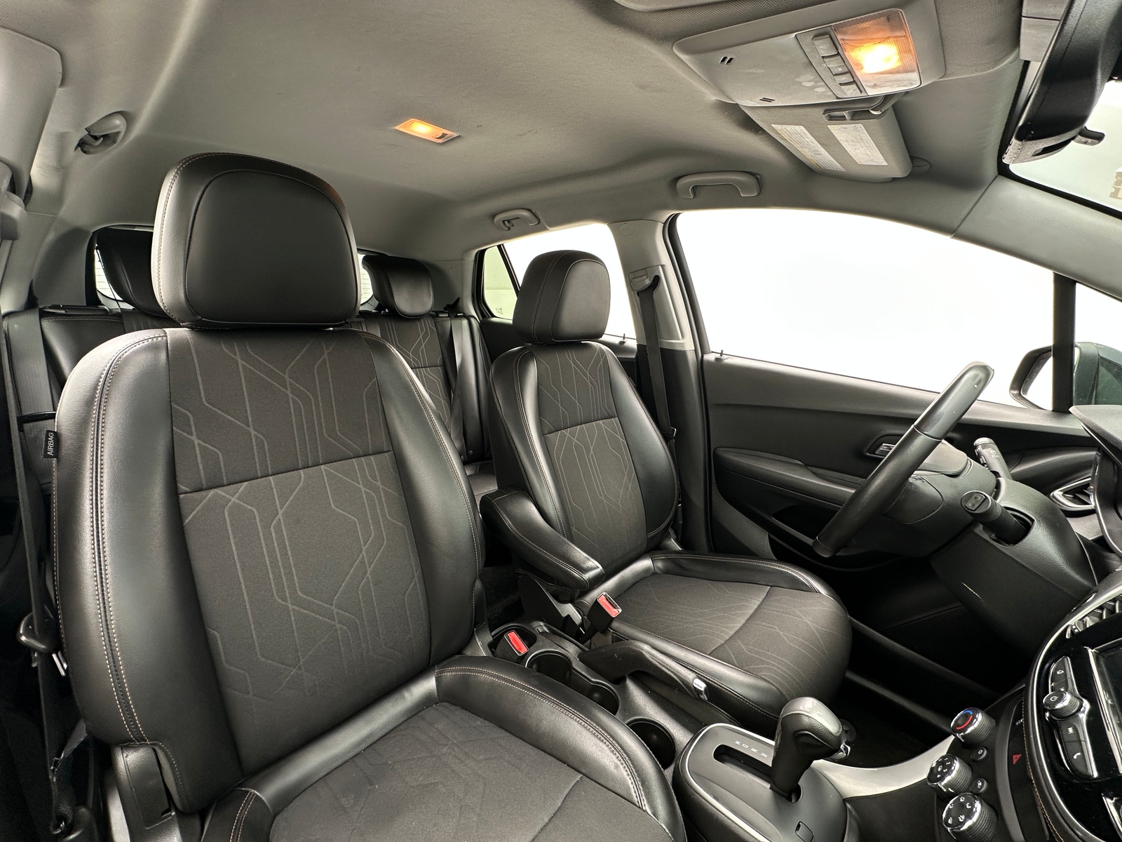 Thumbnail: 2019 Chevrolet Trax - 2