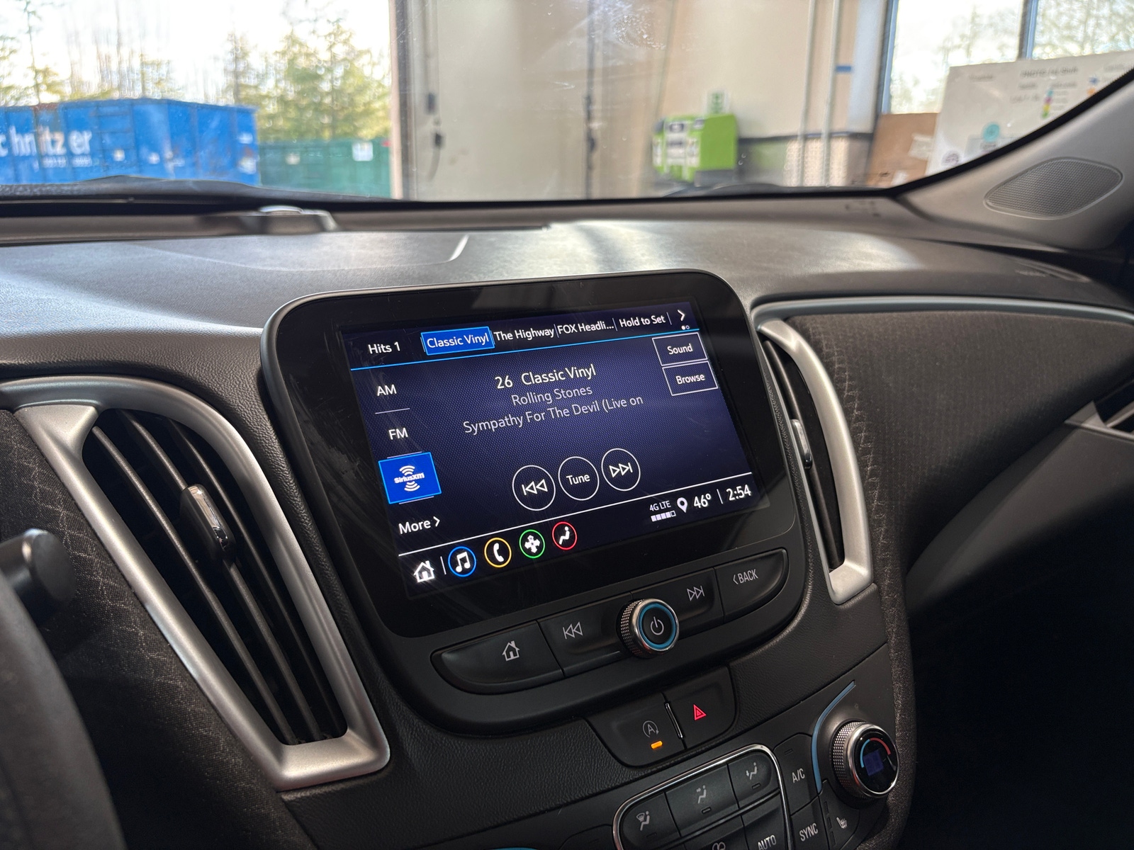 Thumbnail: 2023 Chevrolet Malibu - 4