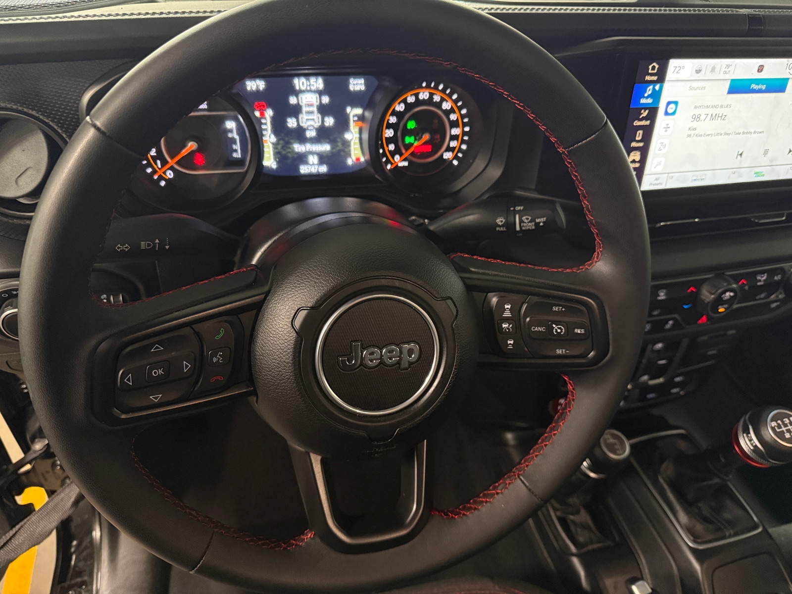 Thumbnail: 2024 Jeep Wrangler - 5