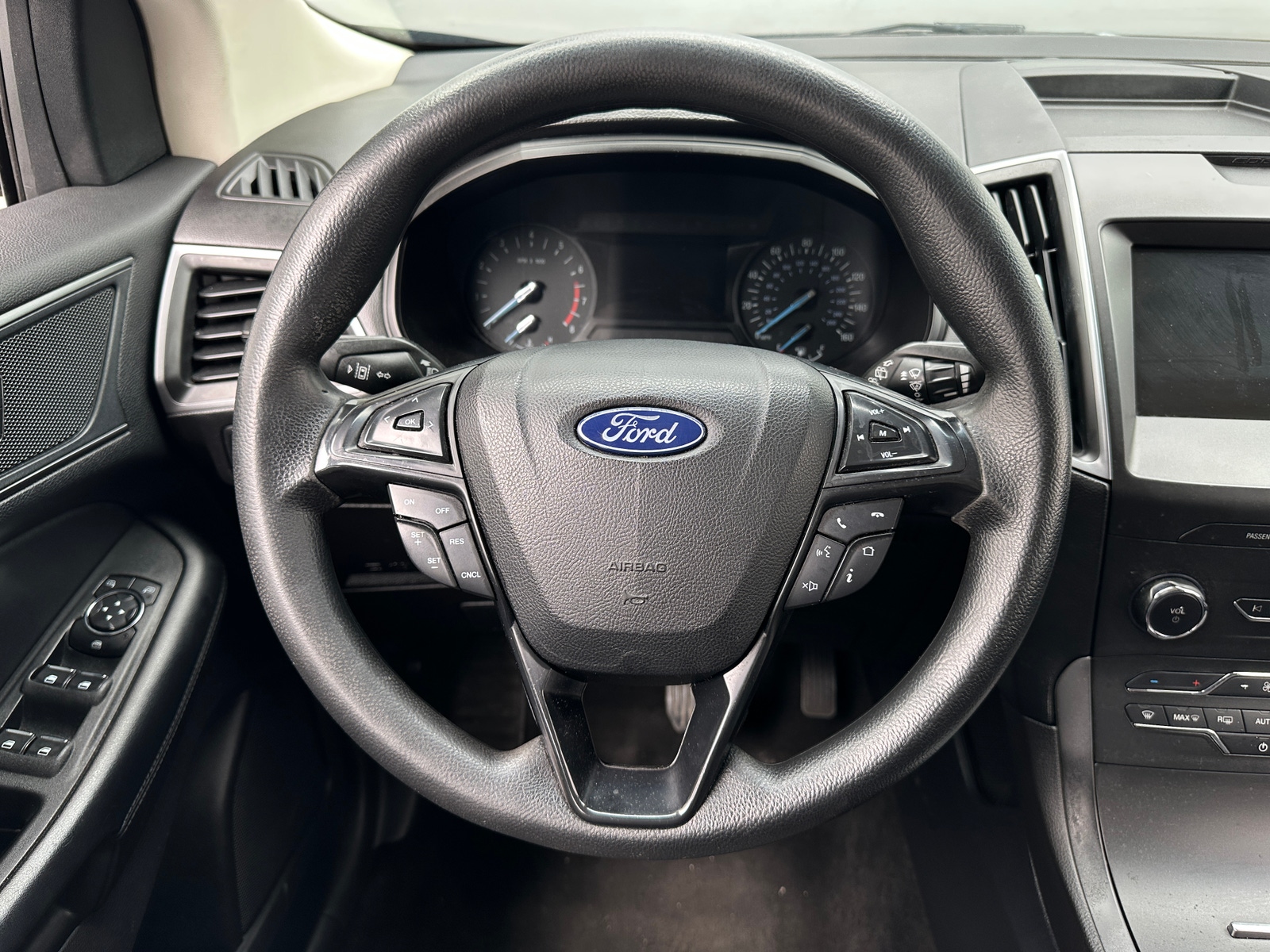 Thumbnail: 2020 Ford Edge - 5