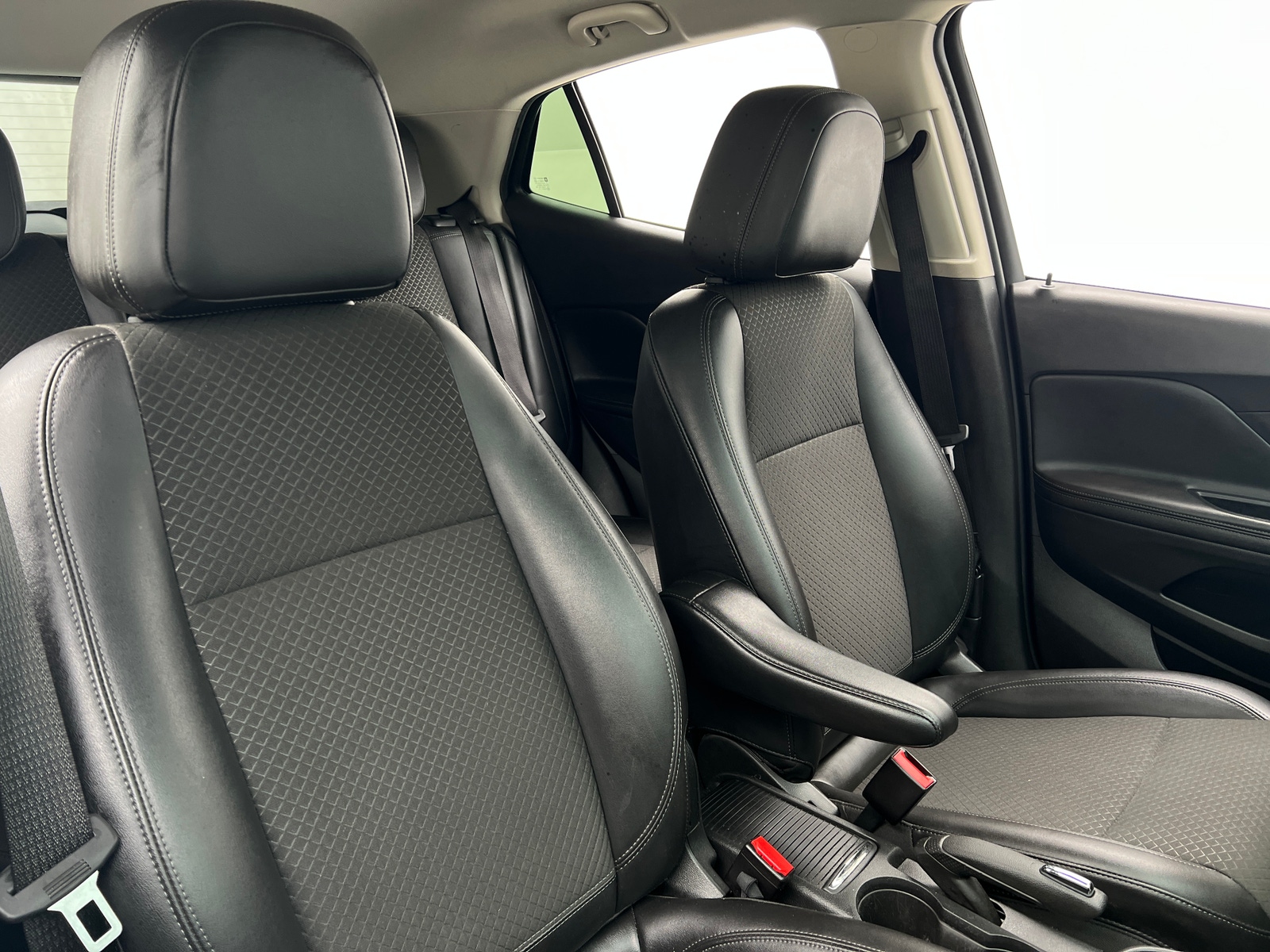 Thumbnail: 2018 Buick Encore - 2