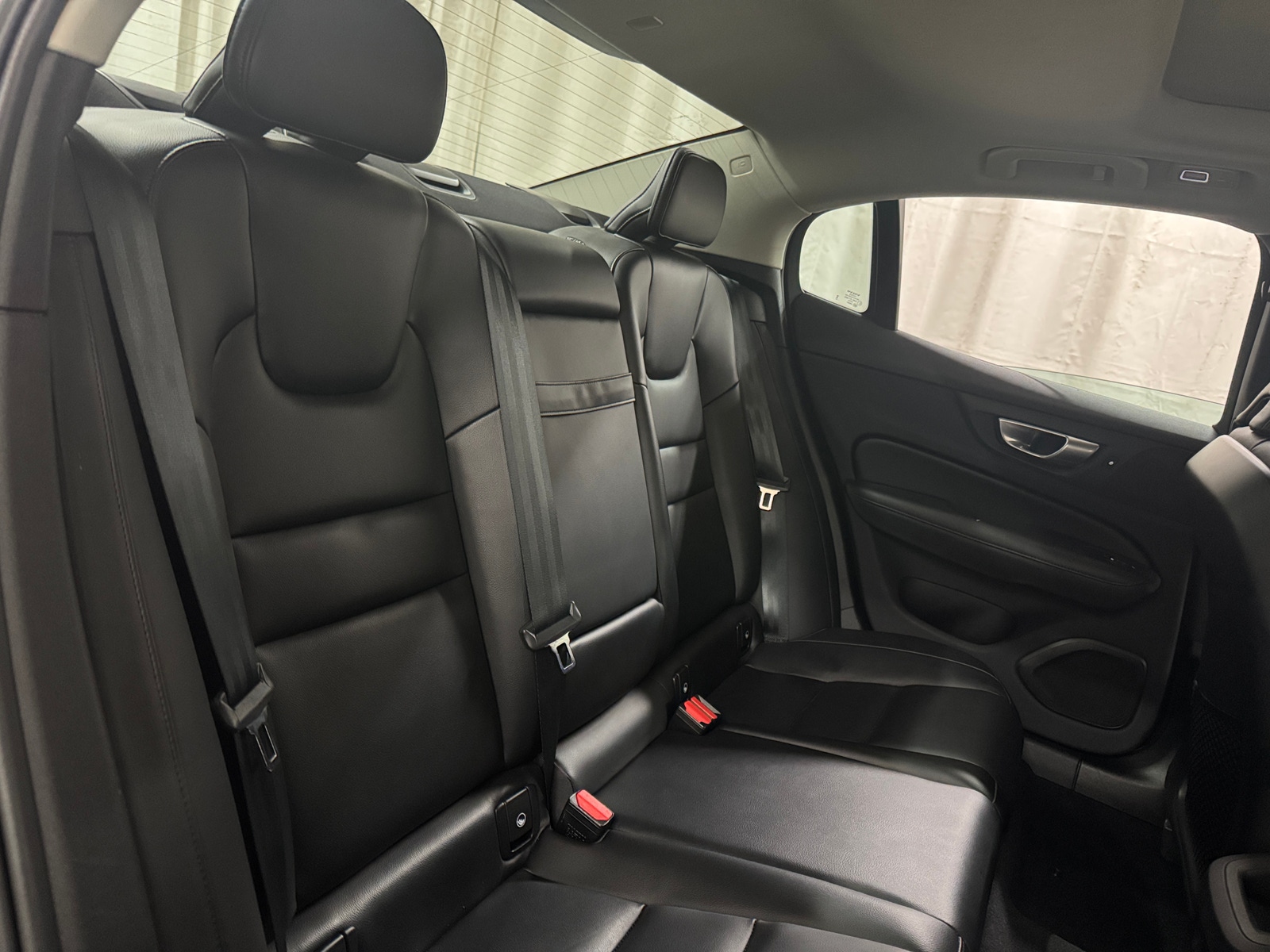 Thumbnail: 2024 Volvo S60 - 5