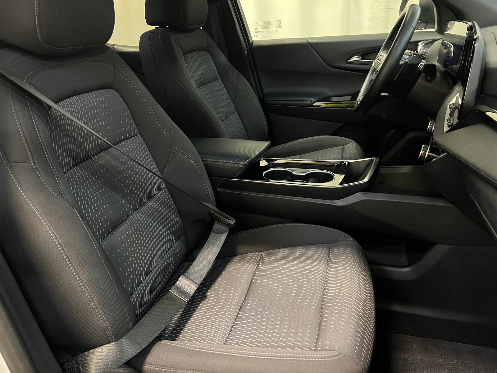 Thumbnail: 2025 Chevrolet Equinox - 2