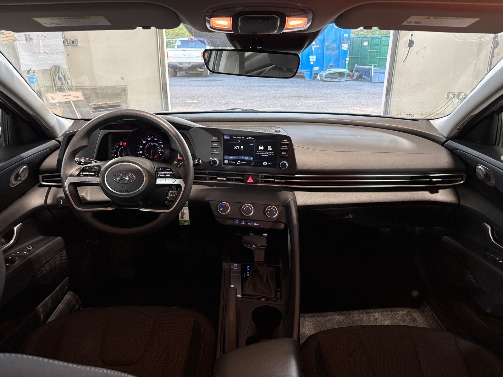 Thumbnail: 2021 Hyundai Elantra - 3