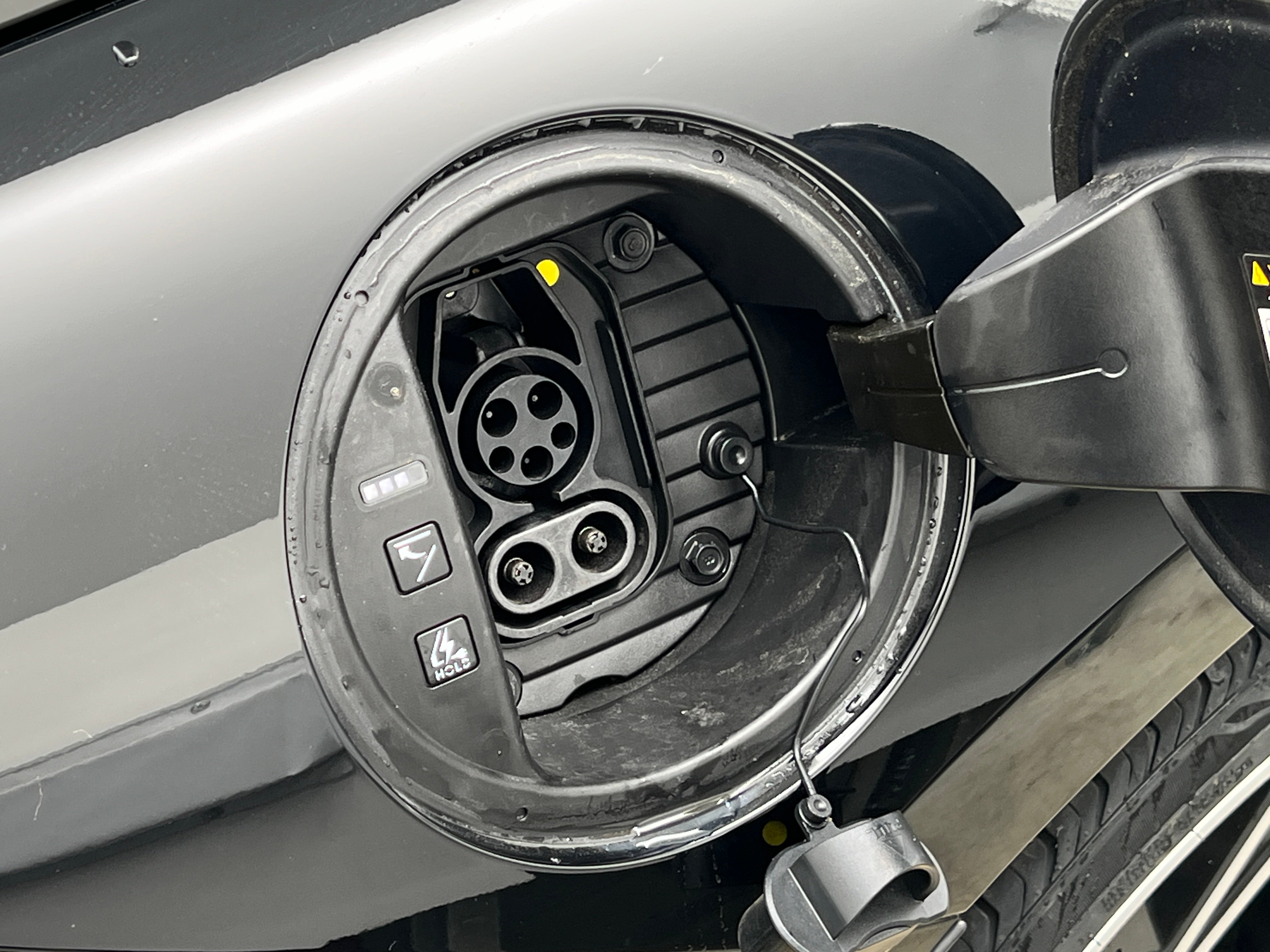 Used 2023 Hyundai IONIQ 6 SEL with VIN KMHM34AA1PA028865 for sale in Oak Creek, WI