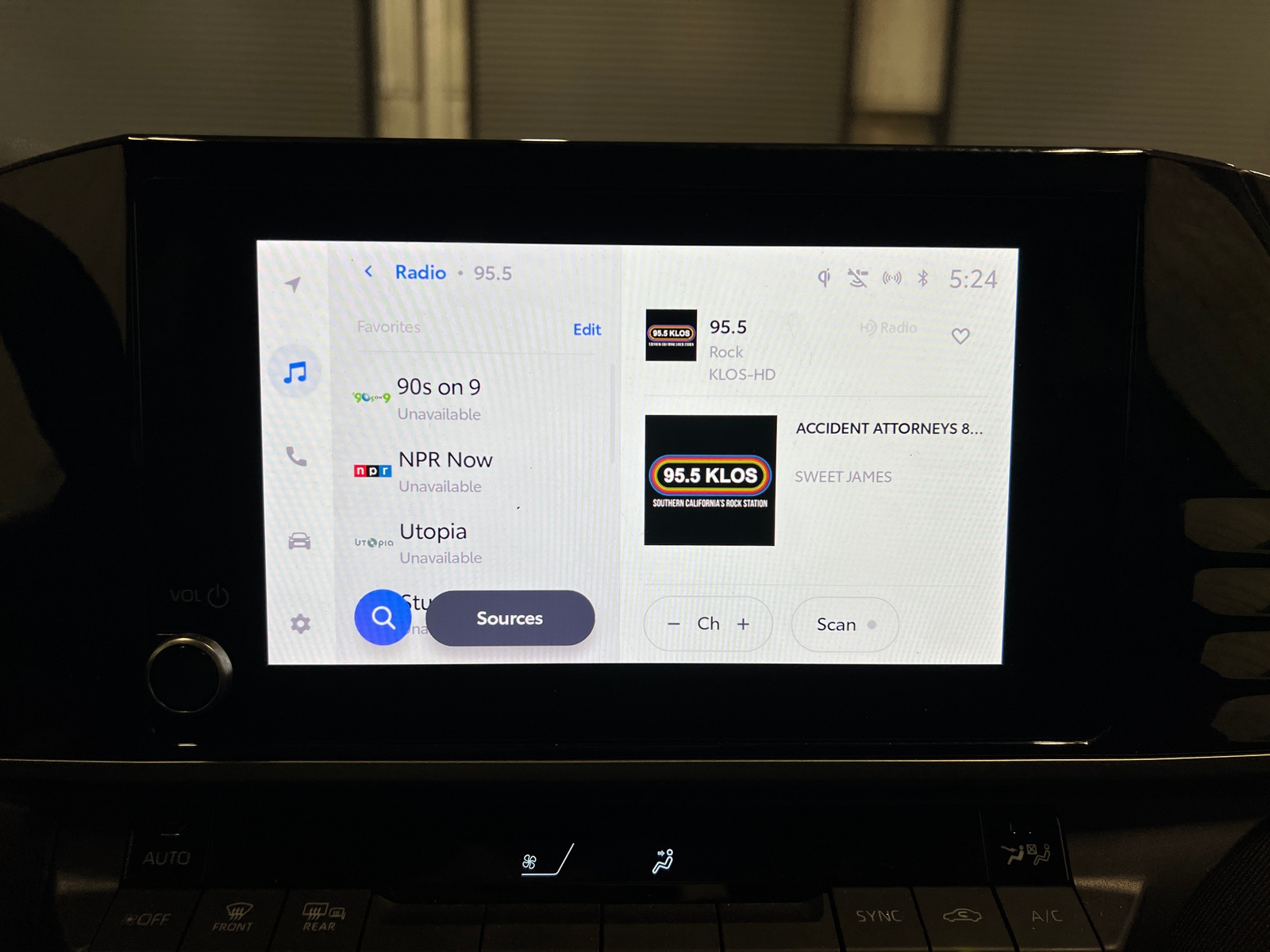 Thumbnail: 2025 Toyota Camry - 4