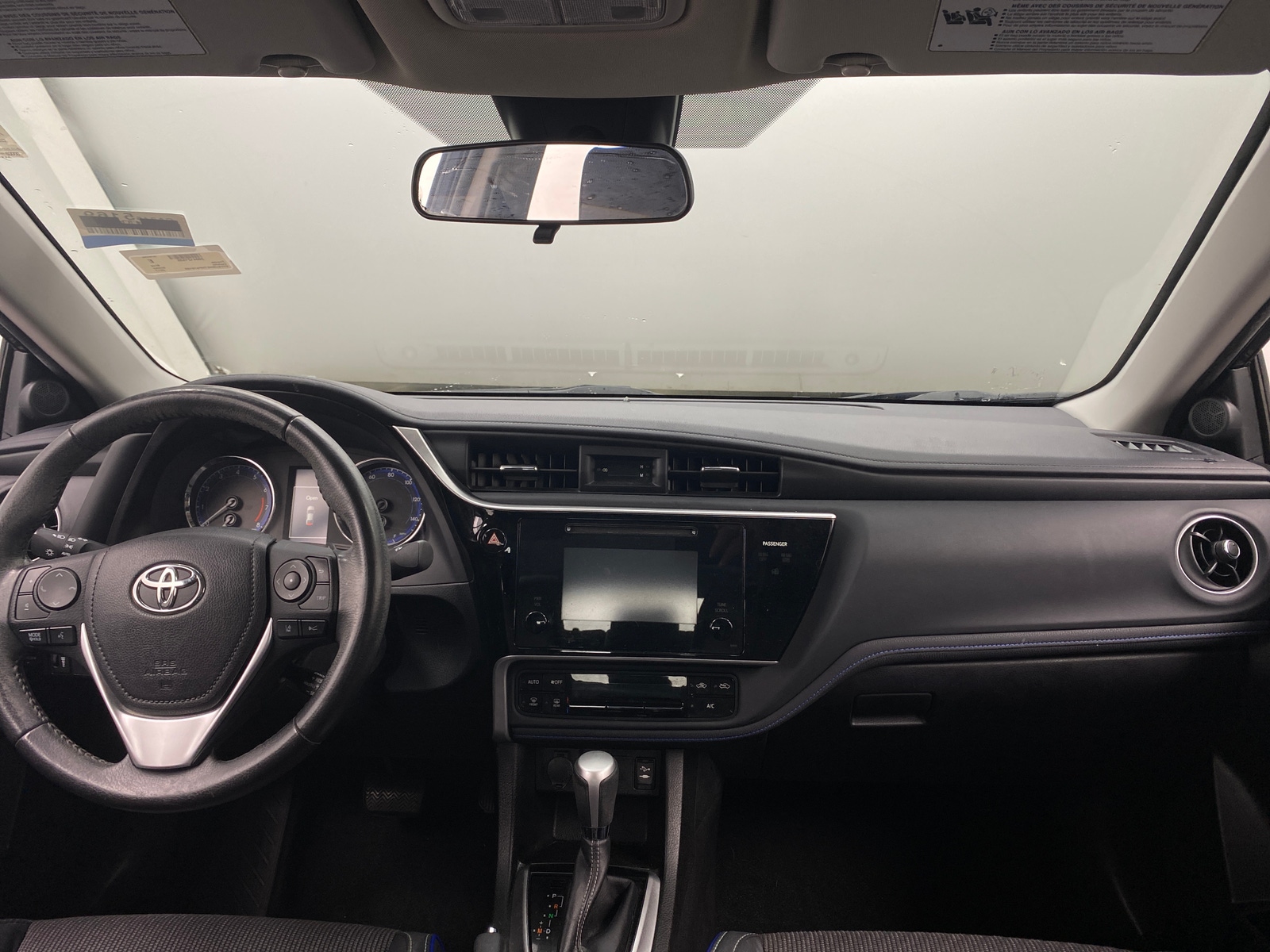 Thumbnail: 2017 Toyota Corolla - 3