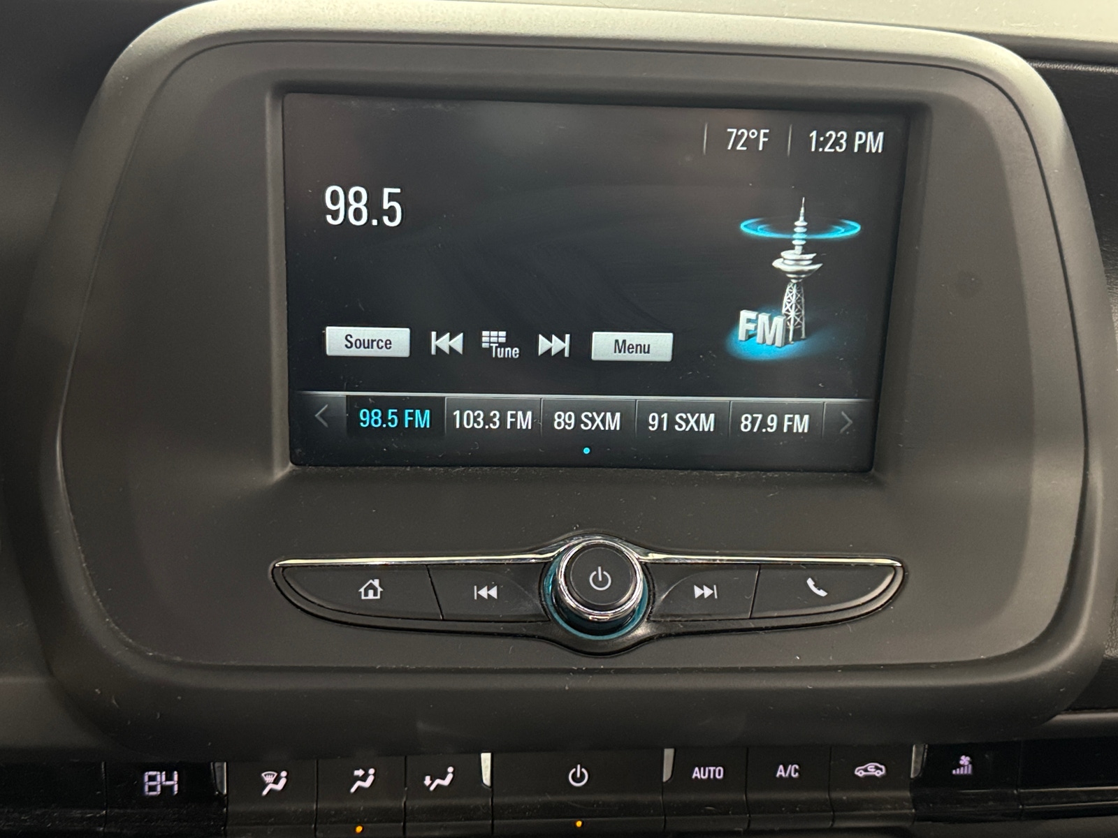 Thumbnail: 2017 Chevrolet Camaro - 3