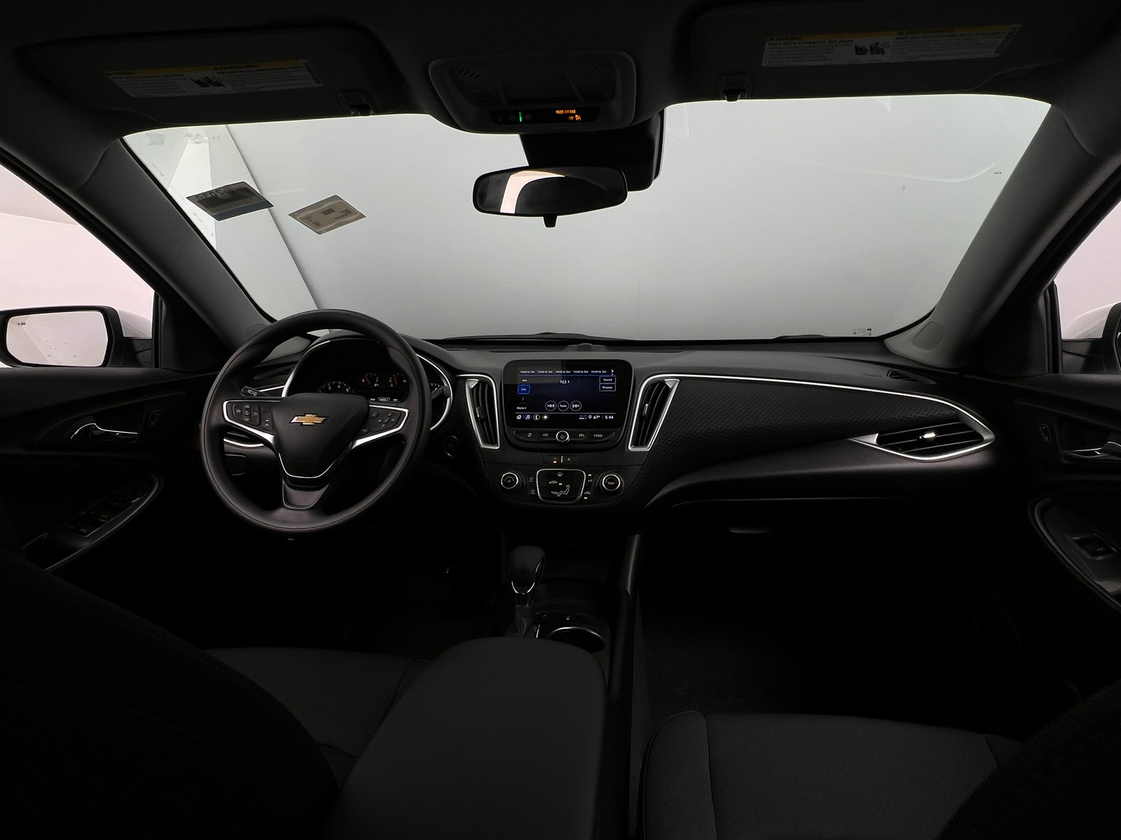 Thumbnail: 2024 Chevrolet Malibu - 3