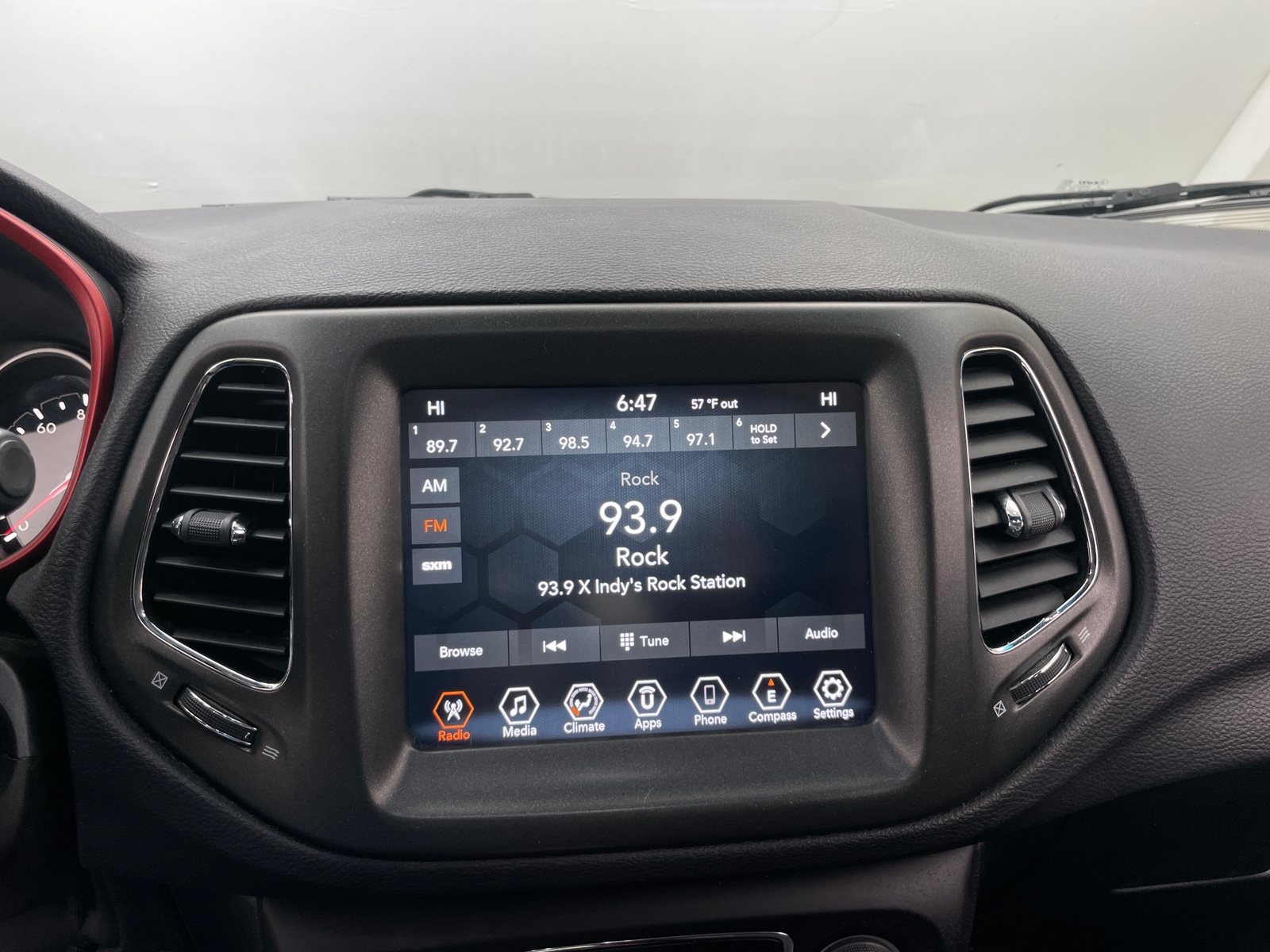 Thumbnail: 2020 Jeep Compass - 3