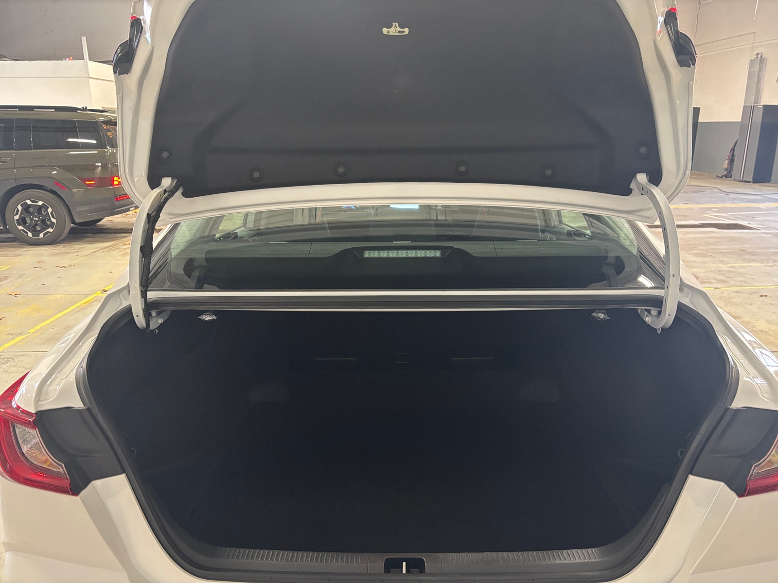 Thumbnail: 2025 Toyota Camry - 6