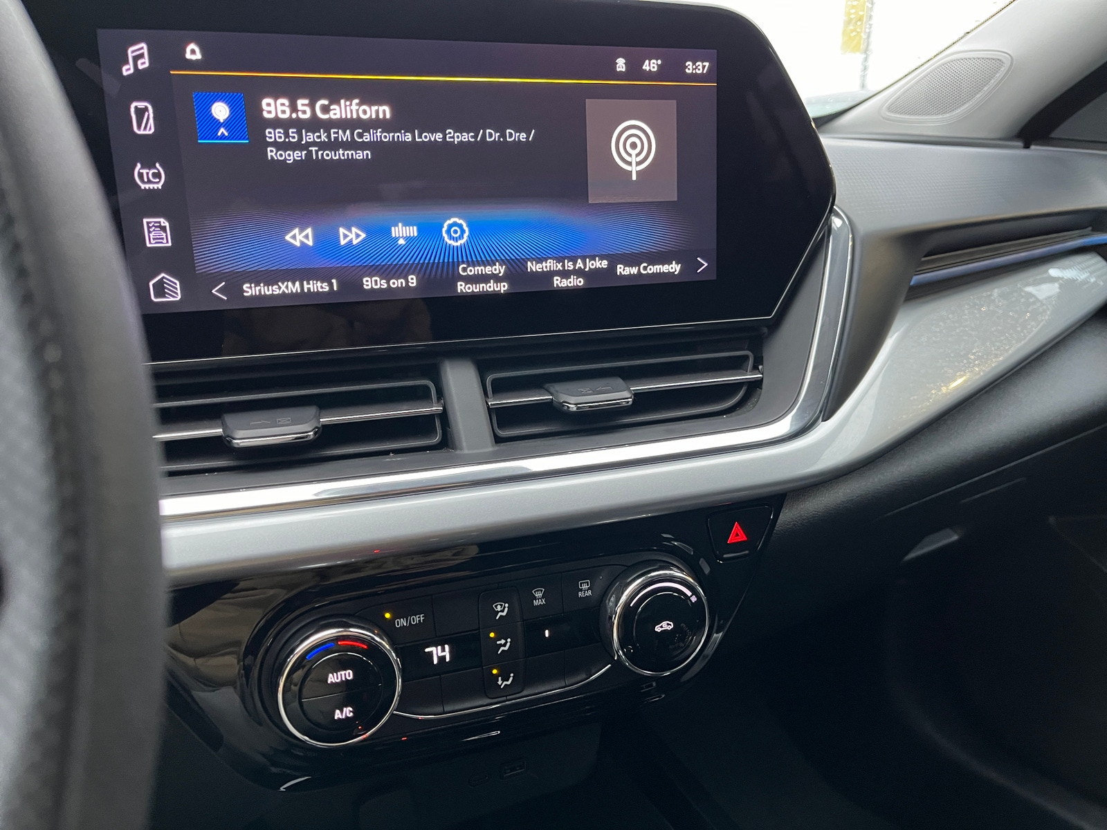 Thumbnail: 2025 Chevrolet Trax - 4