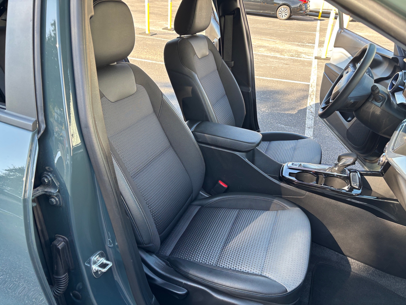 Thumbnail: 2025 Chevrolet Trax - 2