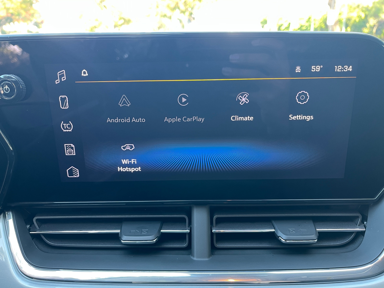 Thumbnail: 2025 Chevrolet Trax - 4