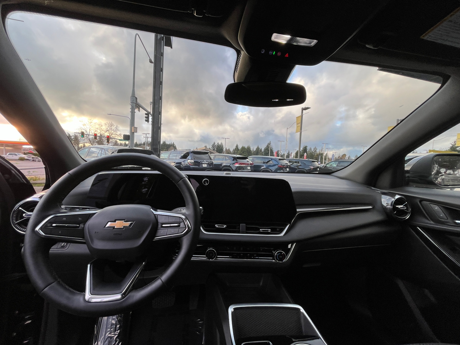 Thumbnail: 2025 Chevrolet Equinox - 3