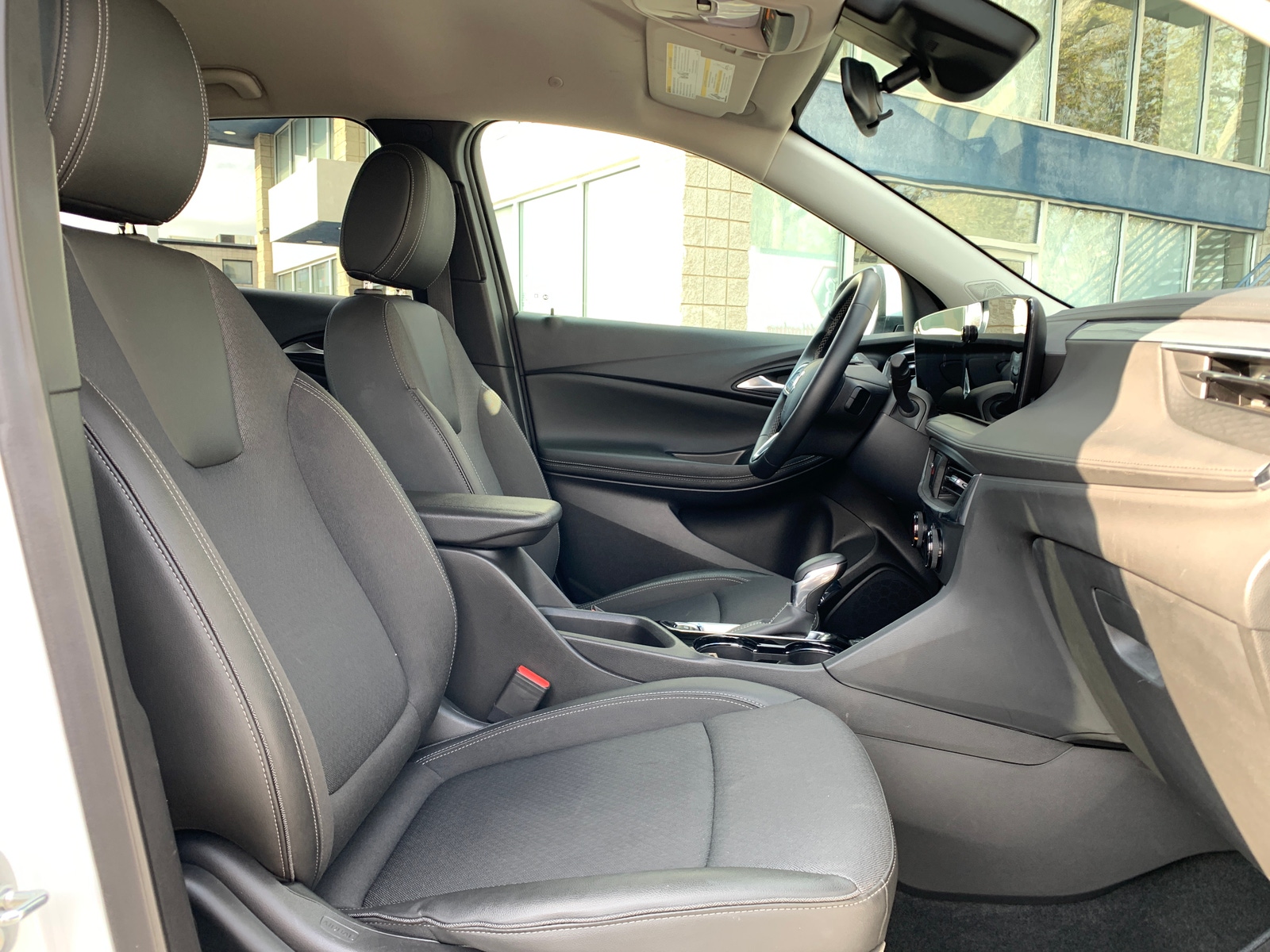 Thumbnail: 2025 Buick Encore GX - 2