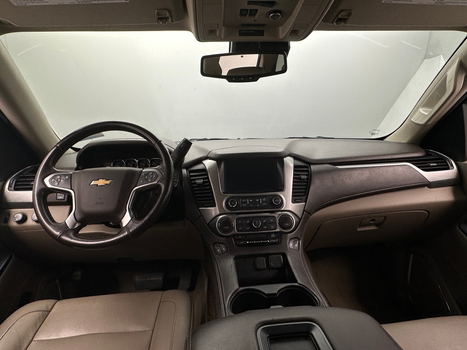 Thumbnail: 2019 Chevrolet Tahoe - 2