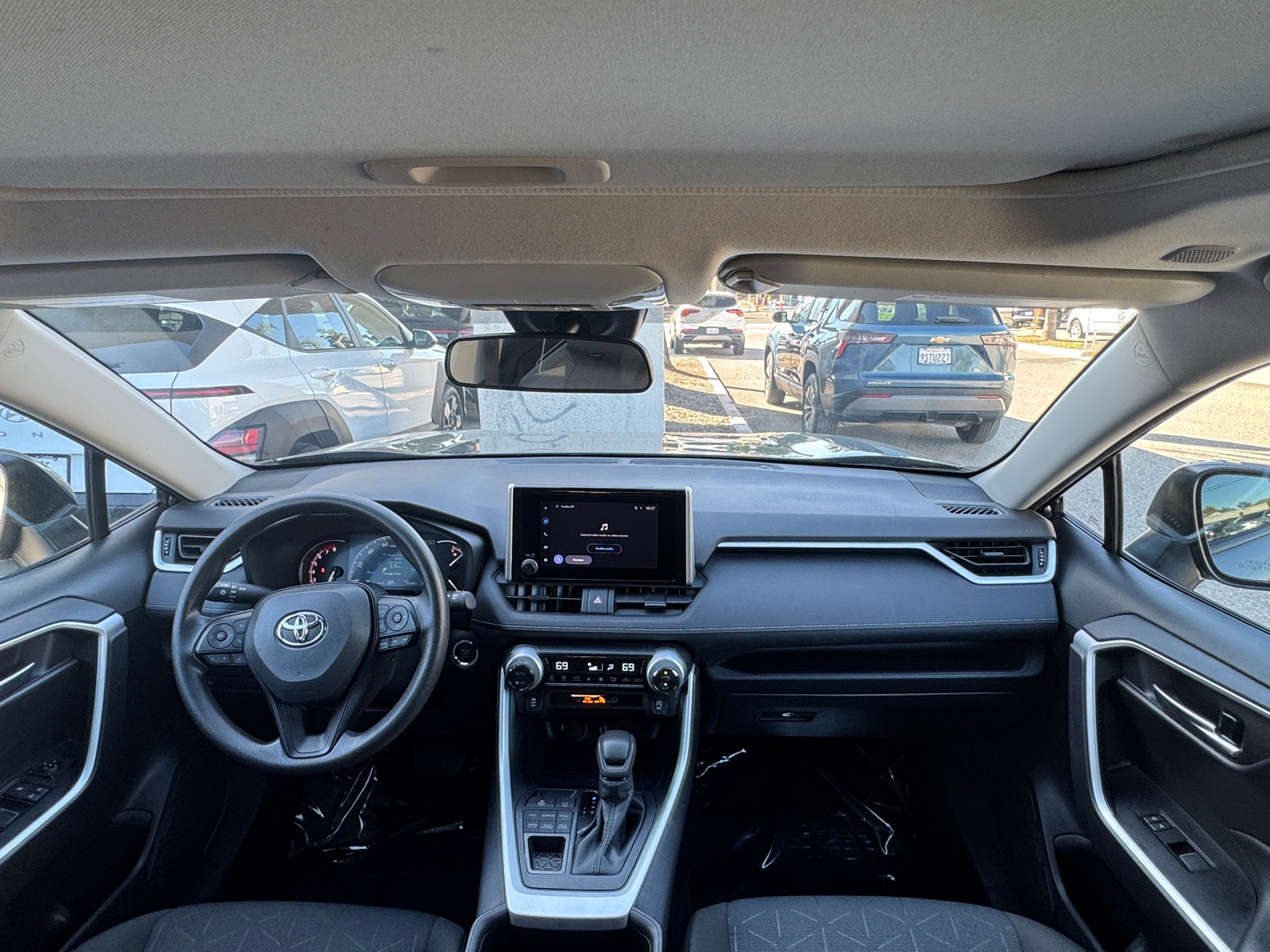 Thumbnail: 2025 Toyota RAV4 - 3