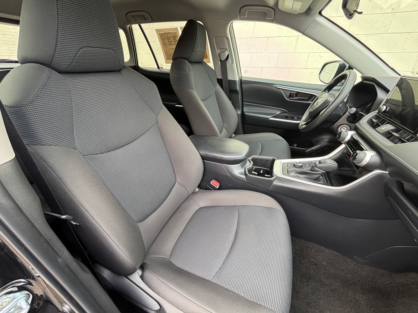 Thumbnail: 2025 Toyota RAV4 - 2