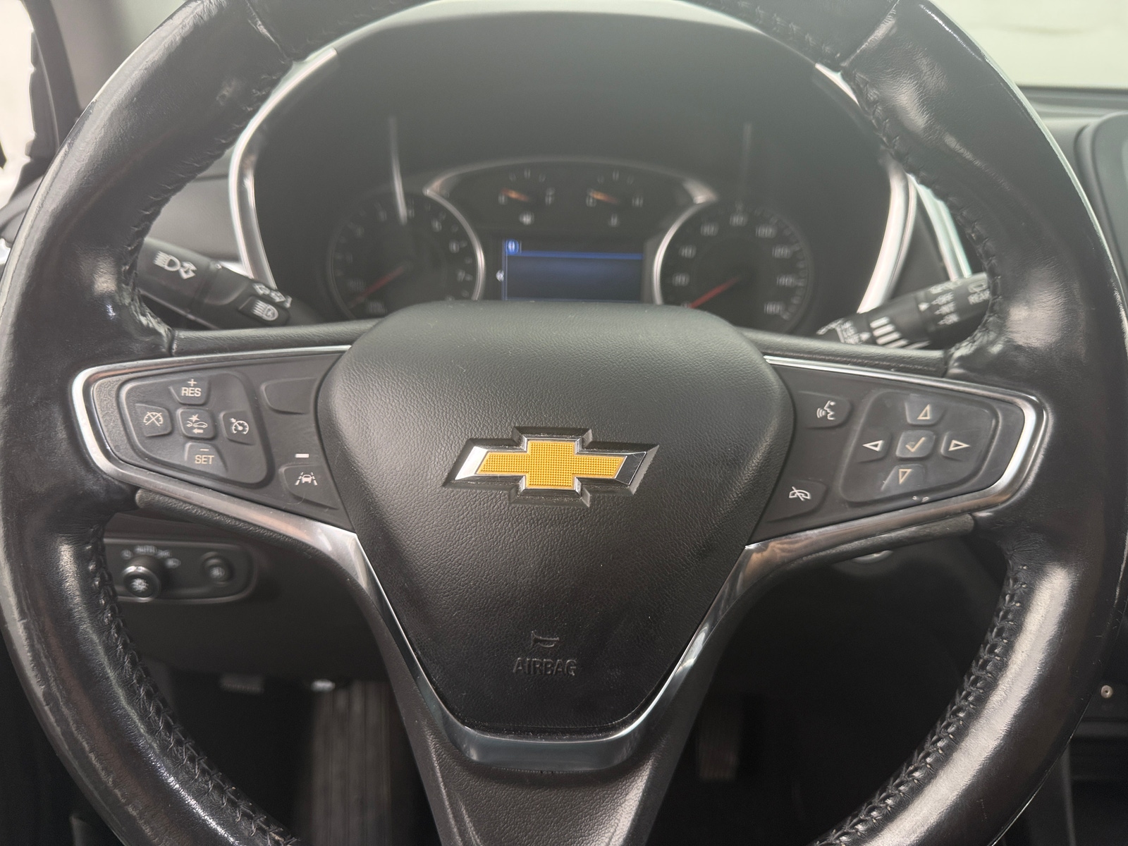 Thumbnail: 2021 Chevrolet Equinox - 5