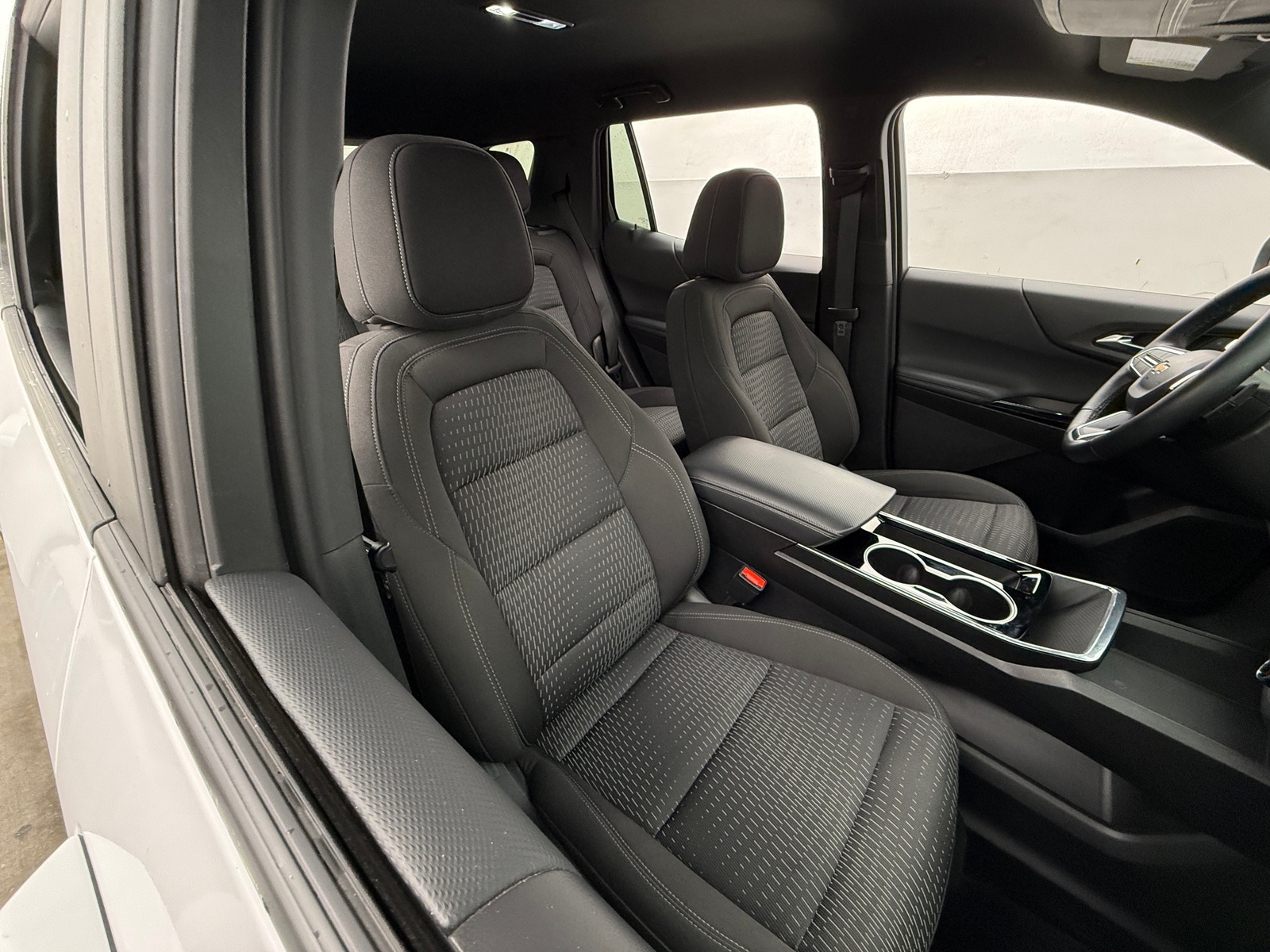 Thumbnail: 2025 Chevrolet Equinox - 2