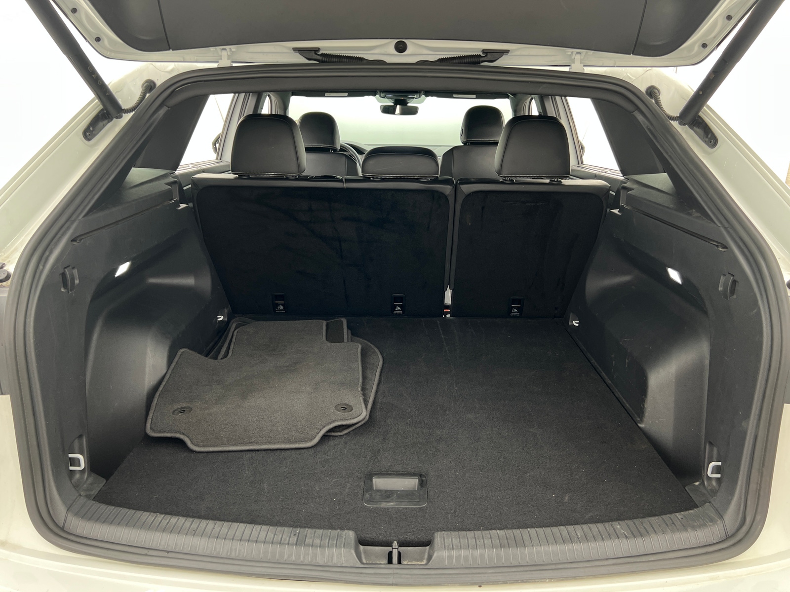 Thumbnail: 2025 Volkswagen Atlas - 6