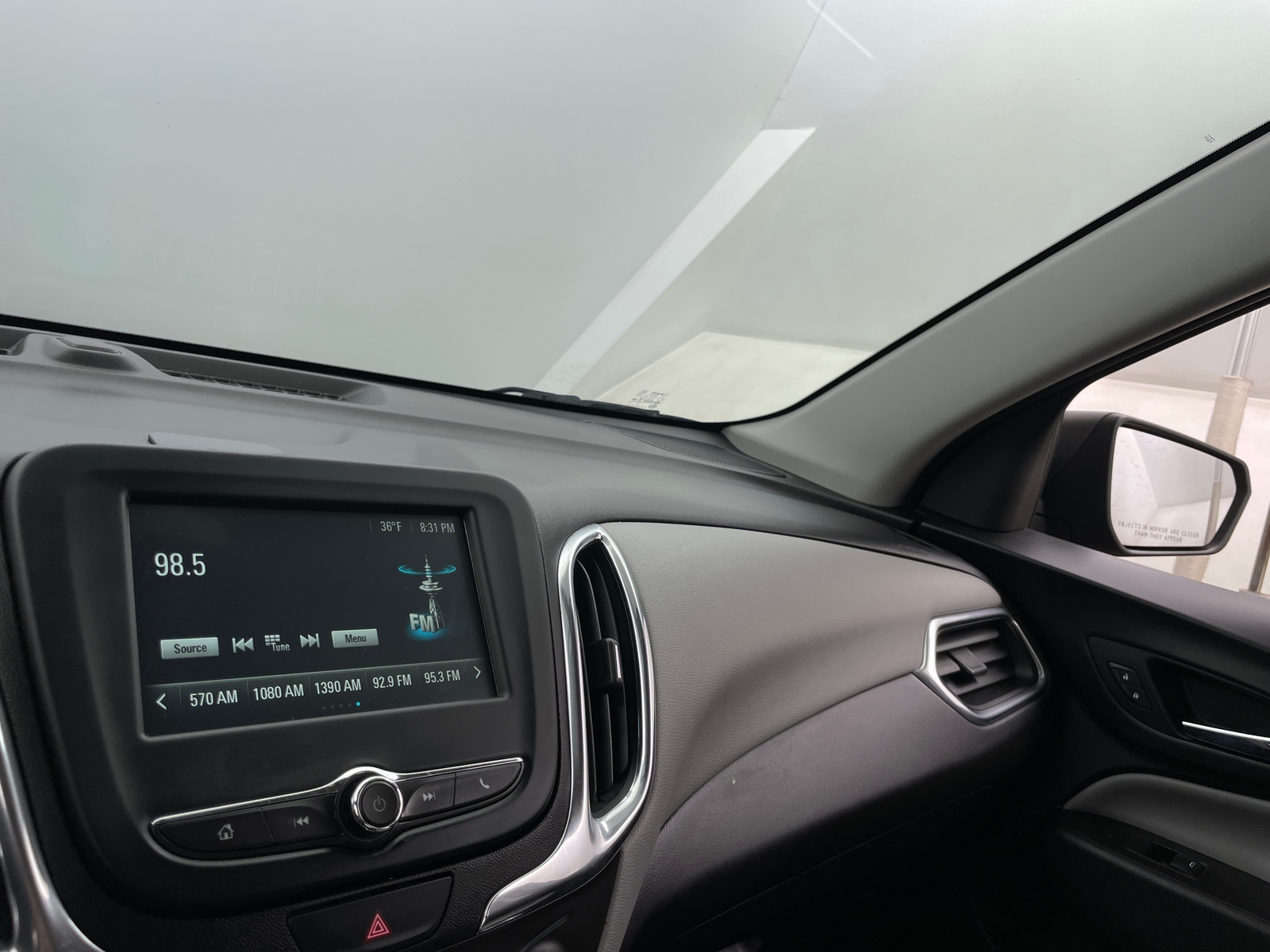 Thumbnail: 2018 Chevrolet Equinox - 4