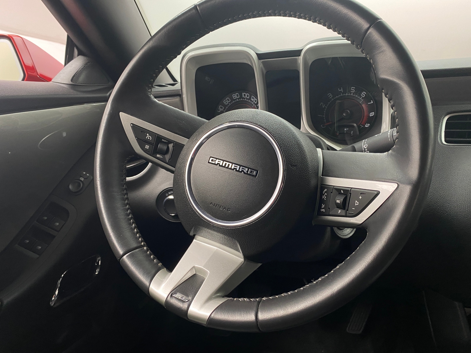 Thumbnail: 2011 Chevrolet Camaro - 4