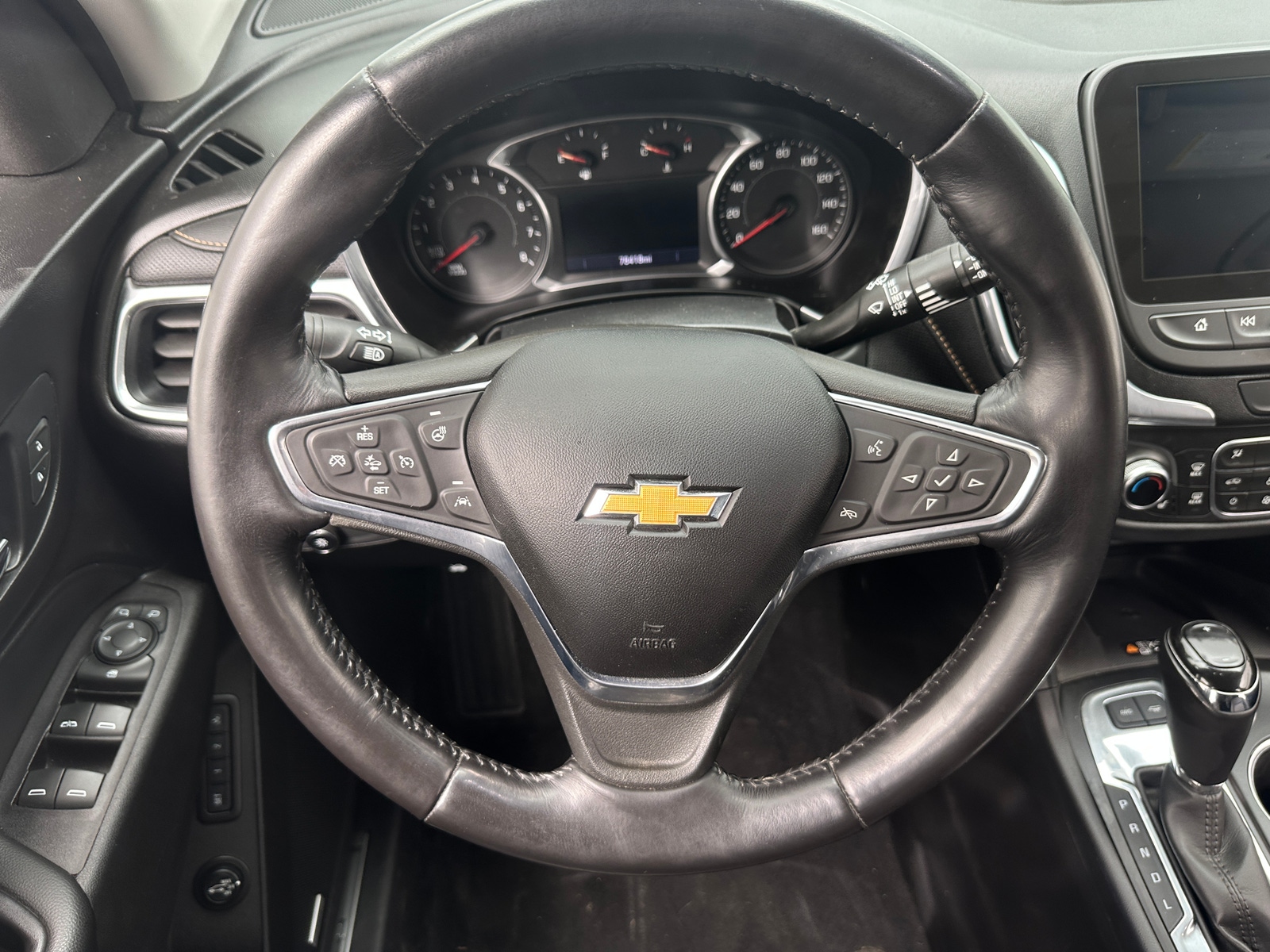 Thumbnail: 2019 Chevrolet Equinox - 4