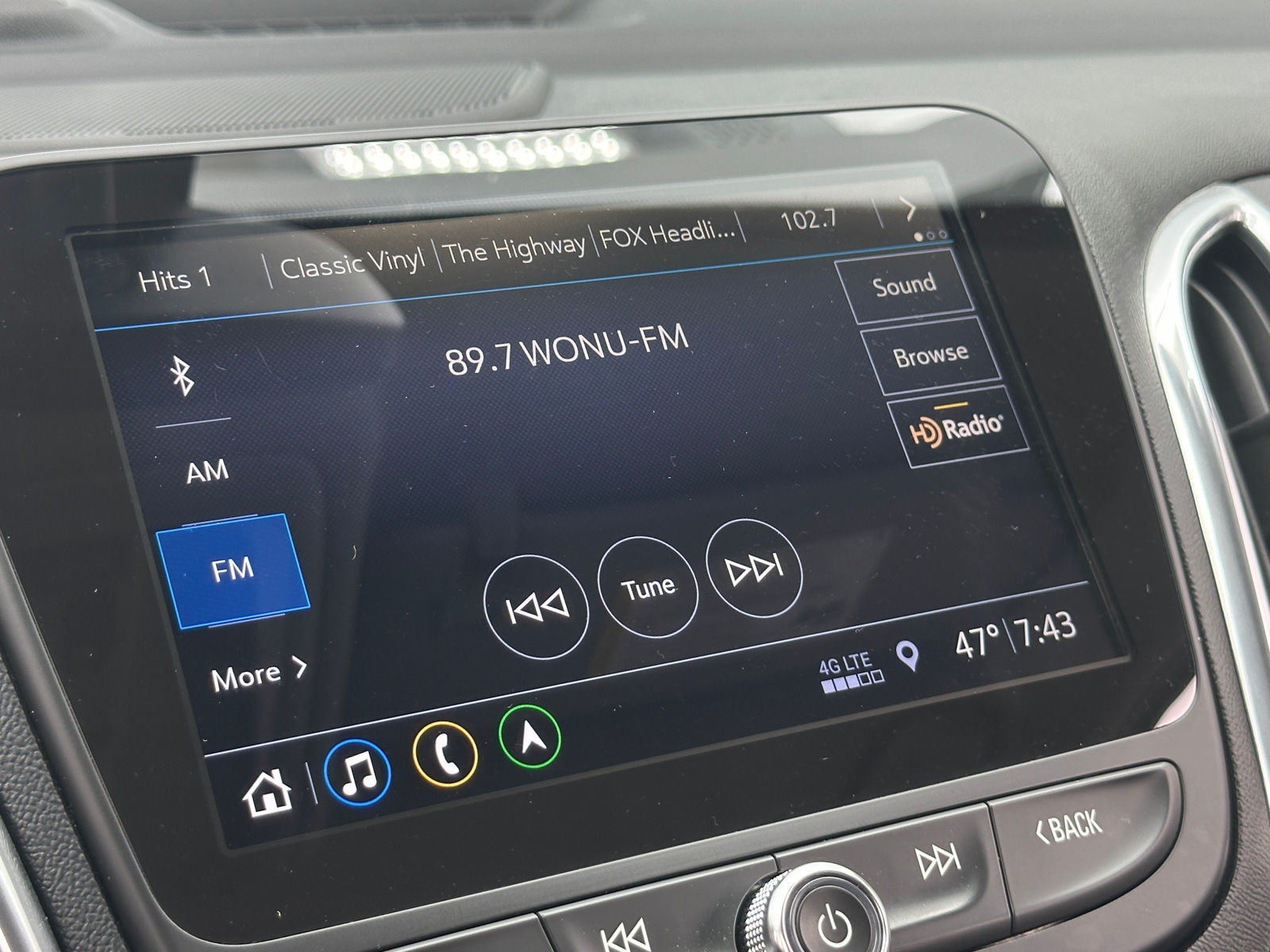 Thumbnail: 2019 Chevrolet Equinox - 3