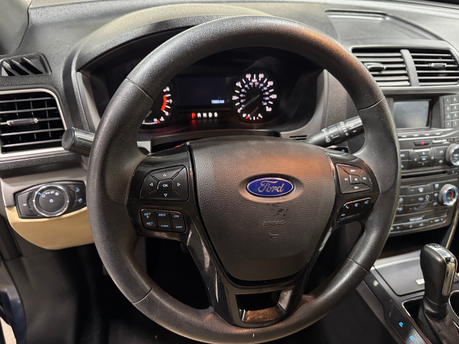 Thumbnail: 2017 Ford Explorer - 5