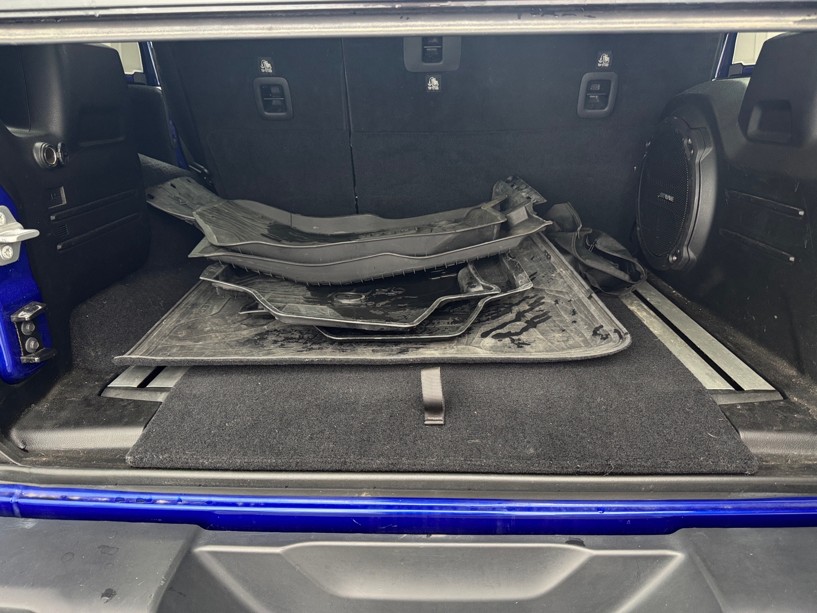 Thumbnail: 2019 Jeep Wrangler - 6