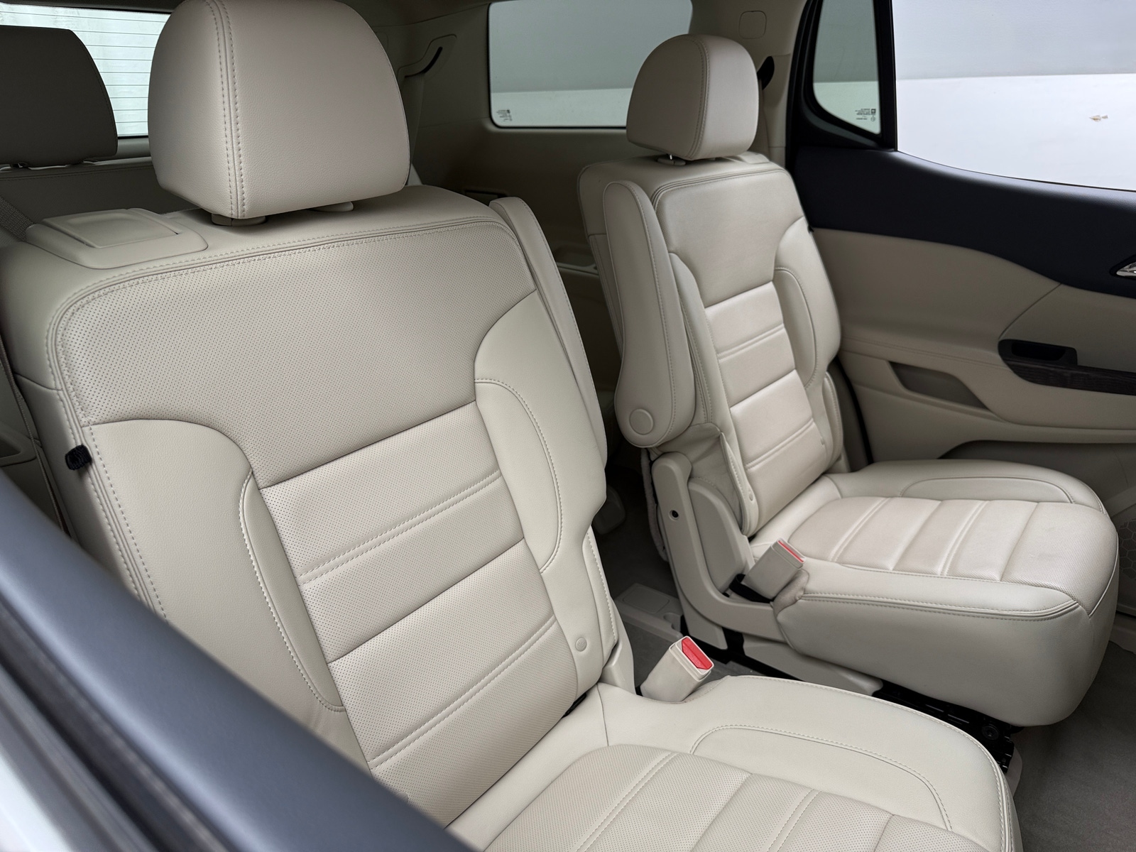 Thumbnail: 2022 GMC Acadia - 6