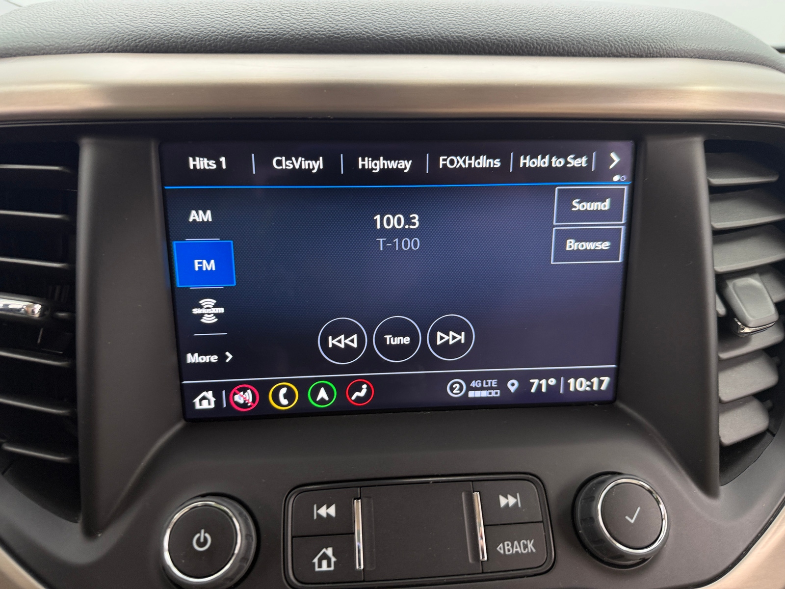 Thumbnail: 2022 GMC Acadia - 4