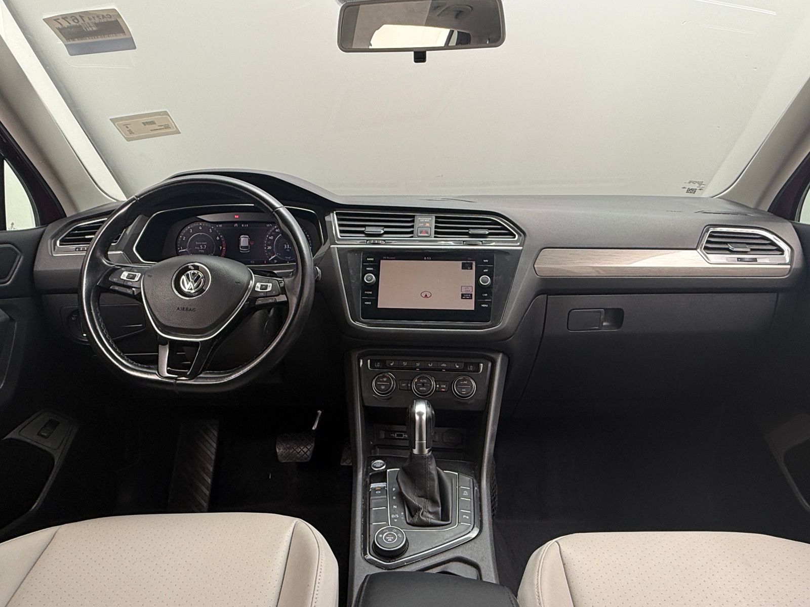 Thumbnail: 2019 Volkswagen Tiguan - 2