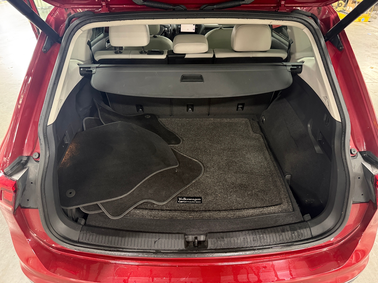 Thumbnail: 2019 Volkswagen Tiguan - 6