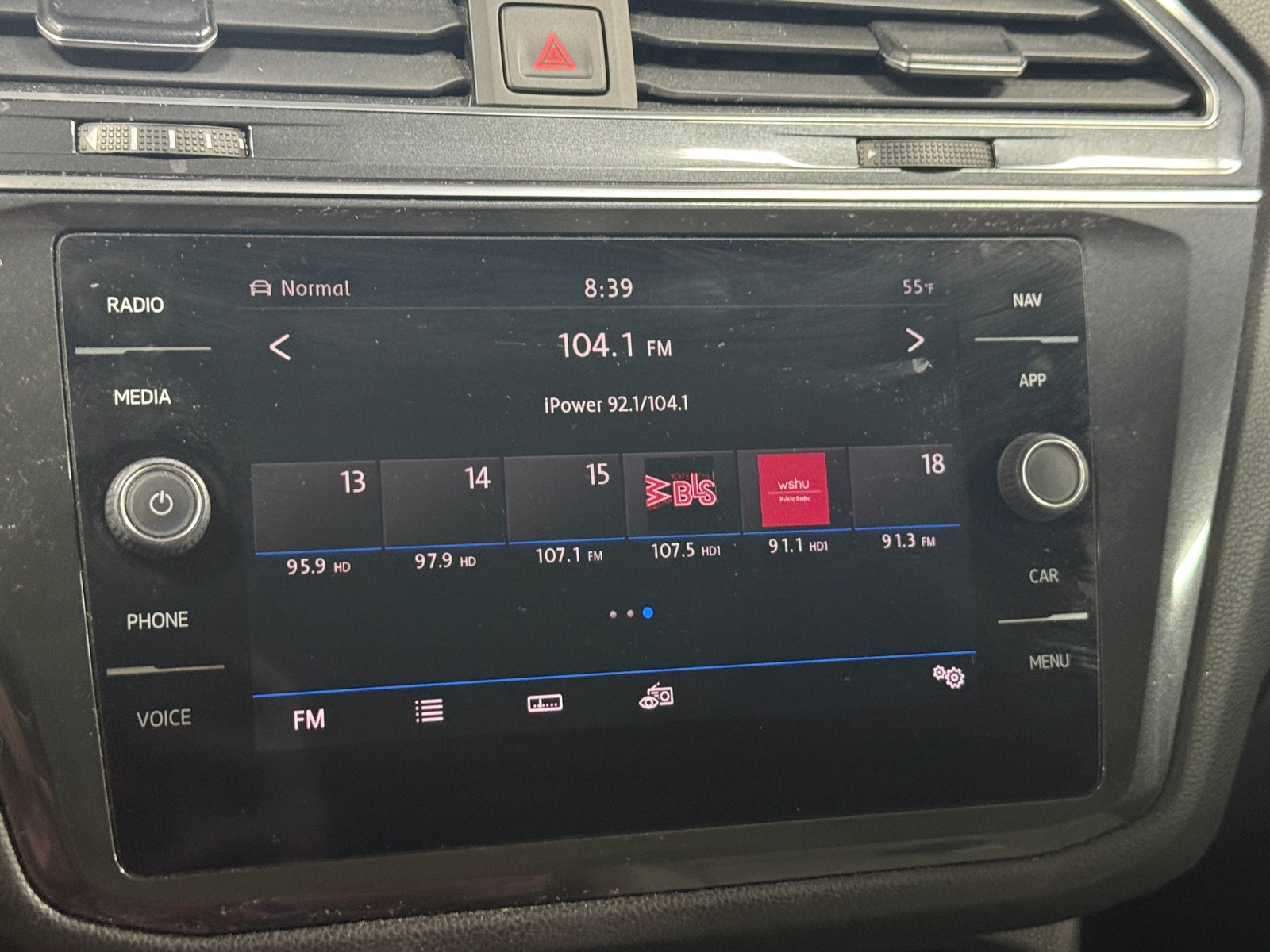 Thumbnail: 2019 Volkswagen Tiguan - 3