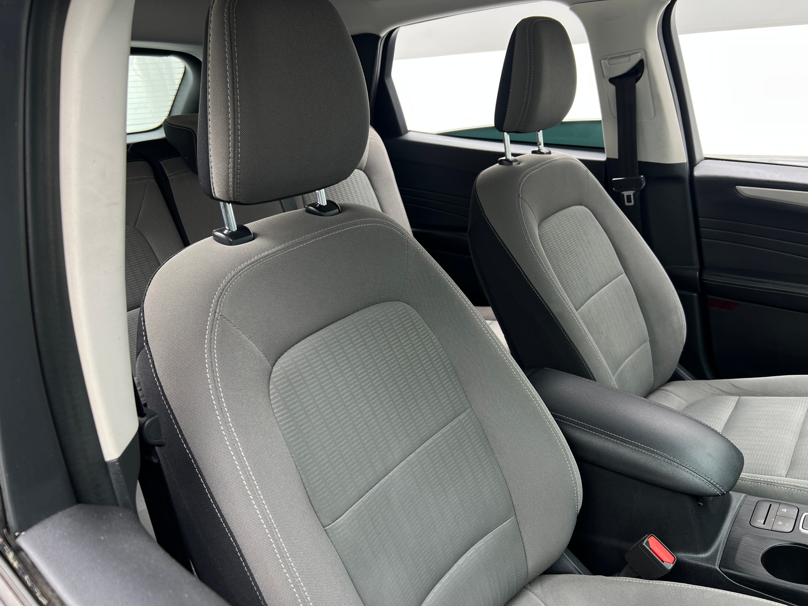 Thumbnail: 2021 Ford Escape - 2