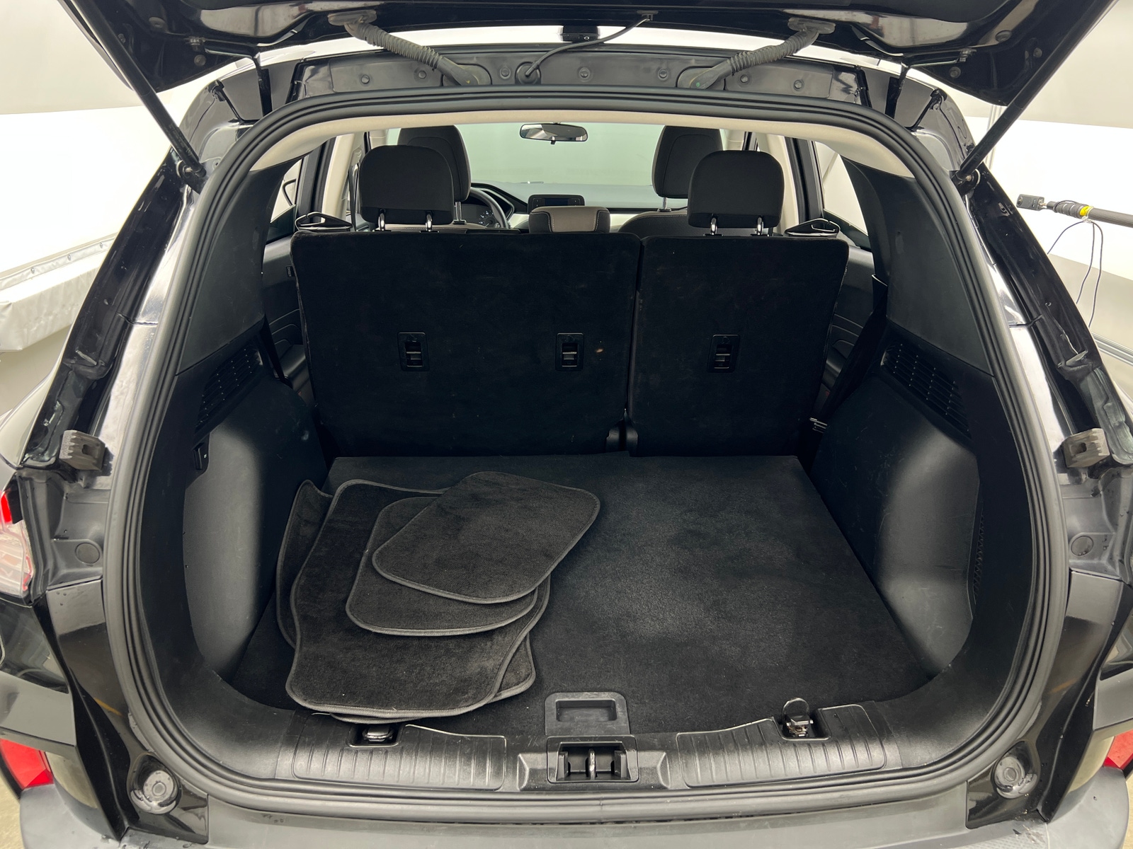 Thumbnail: 2021 Ford Escape - 7