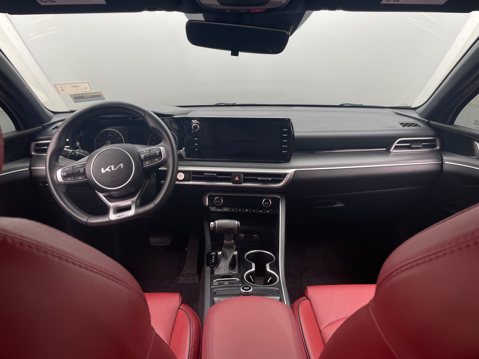 Thumbnail: 2023 Kia K5 - 2