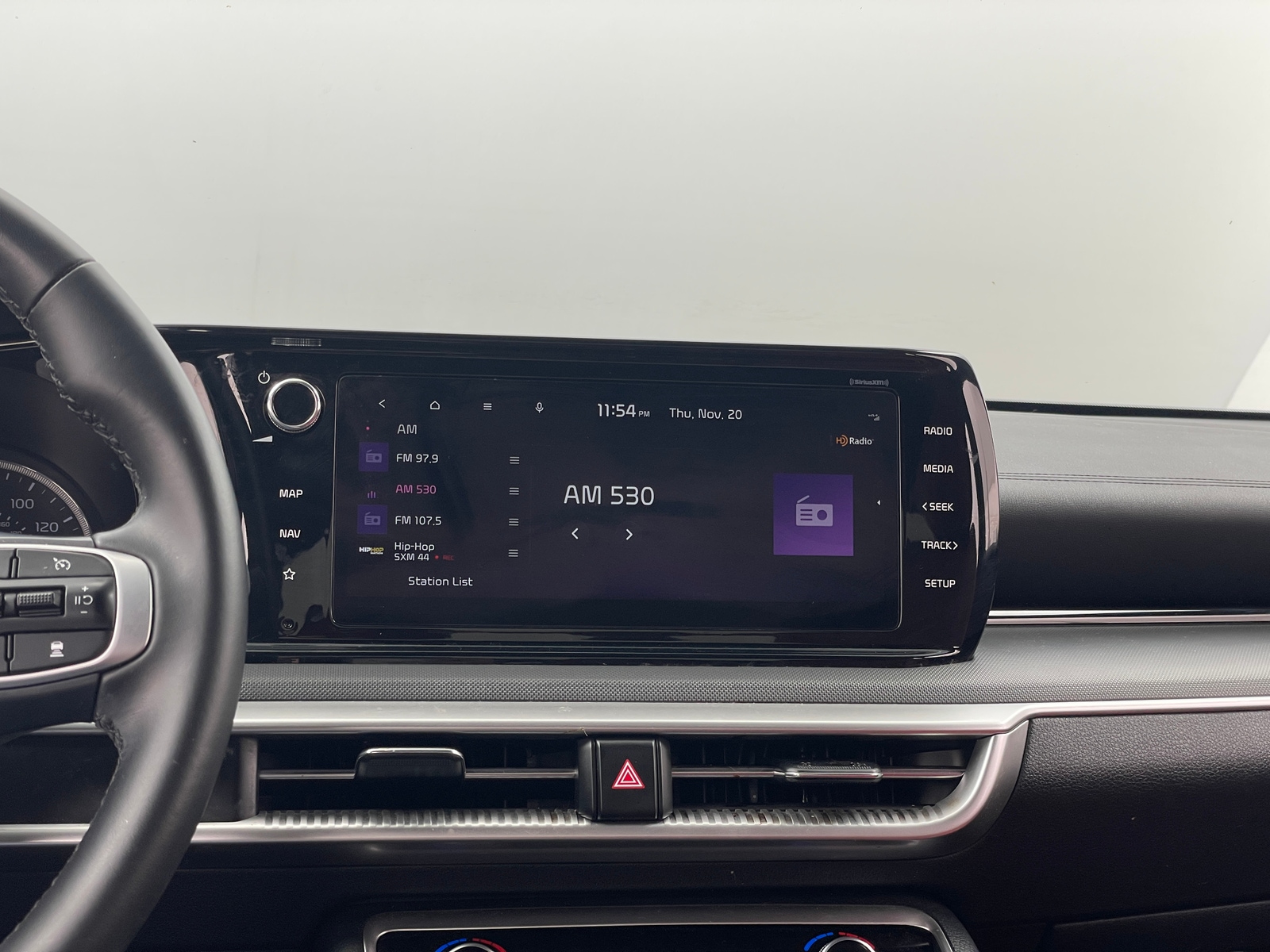 Thumbnail: 2023 Kia K5 - 3