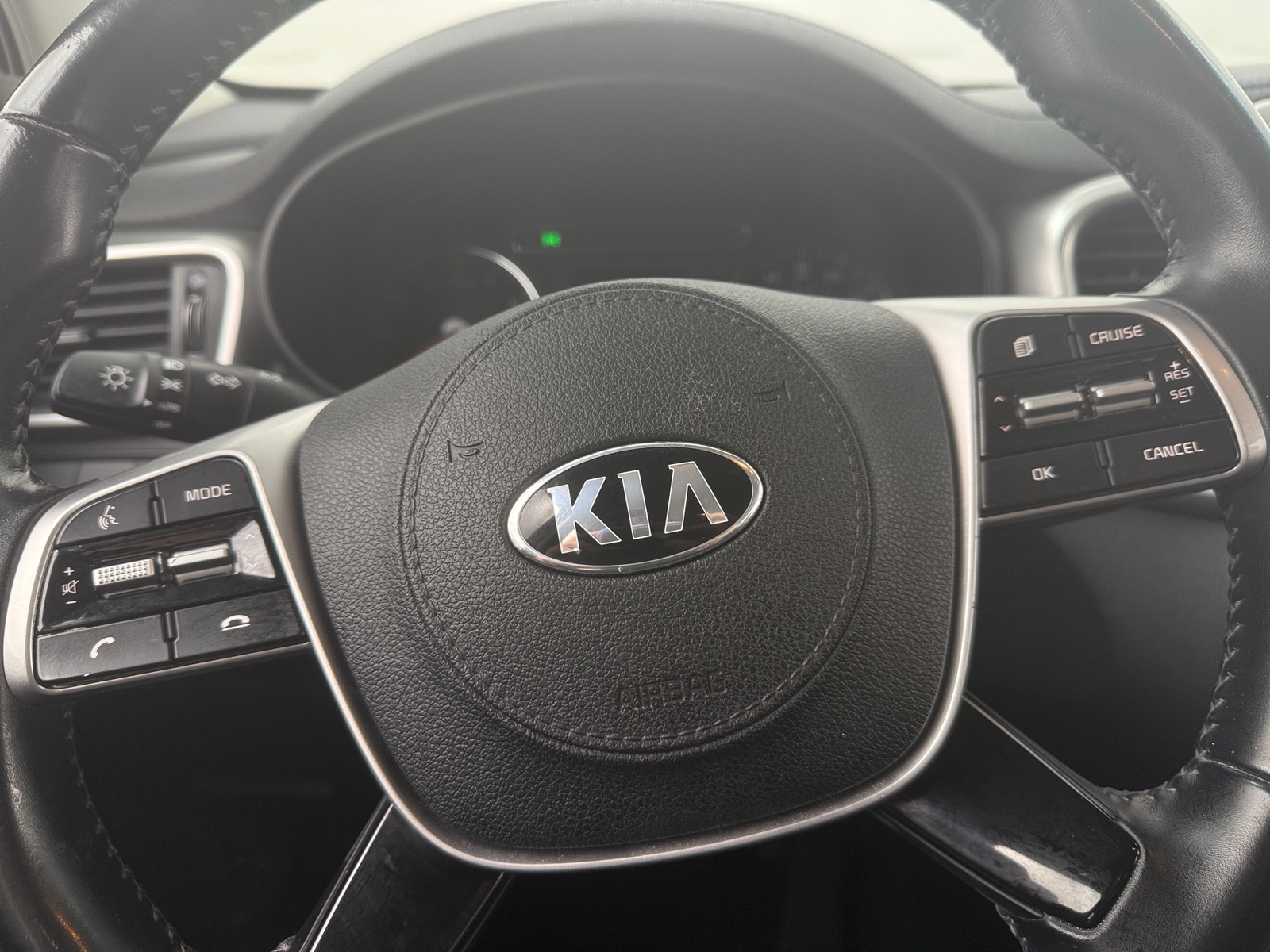 Thumbnail: 2020 Kia Sorento - 5