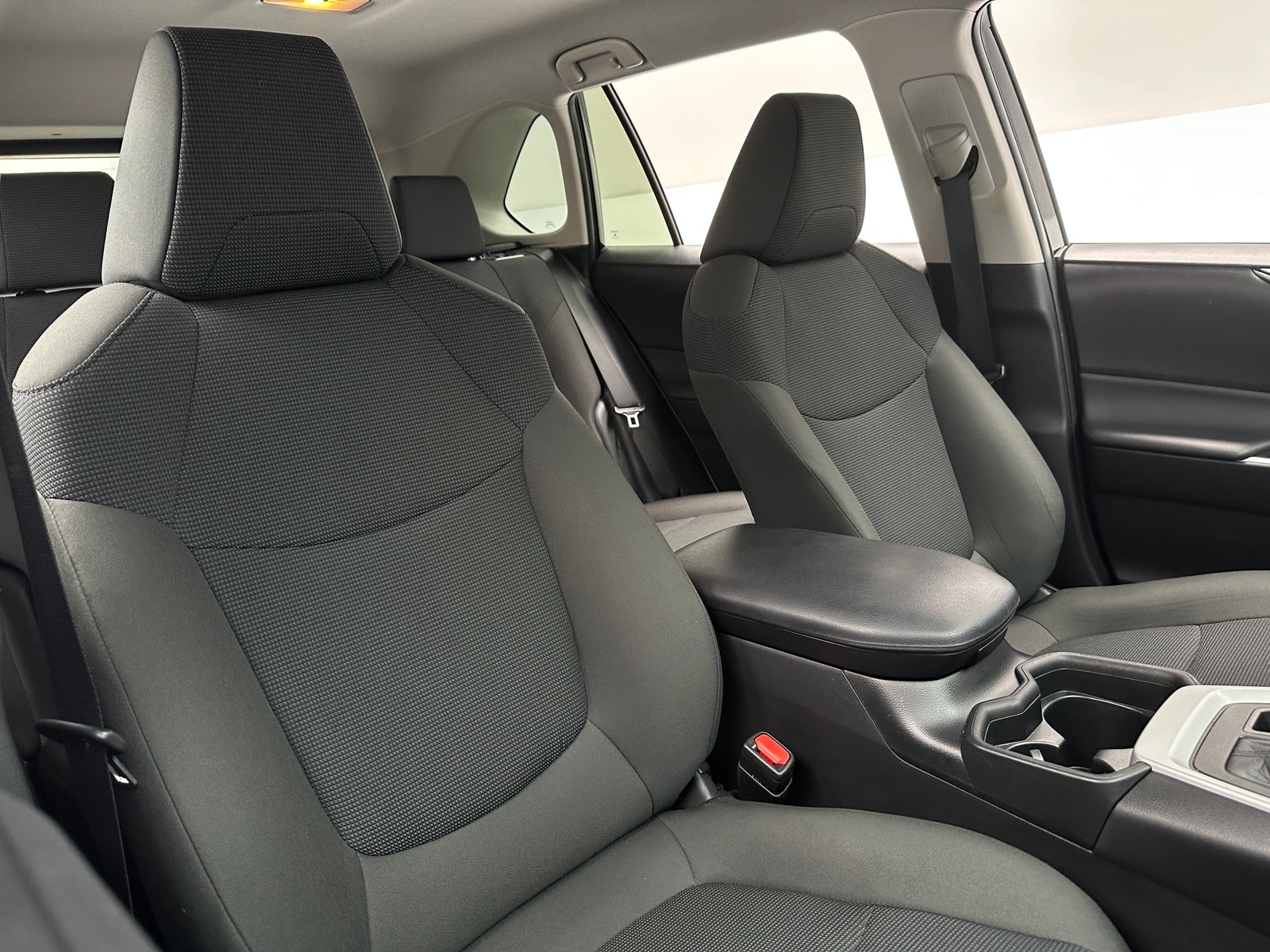 Thumbnail: 2021 Toyota RAV4 - 2