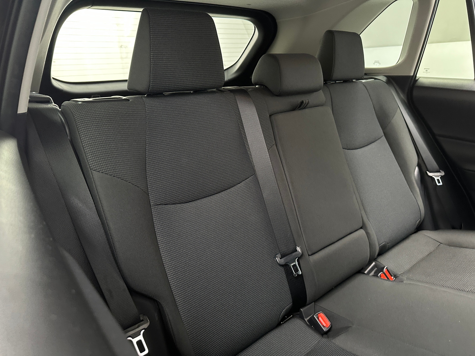 Thumbnail: 2021 Toyota RAV4 - 6