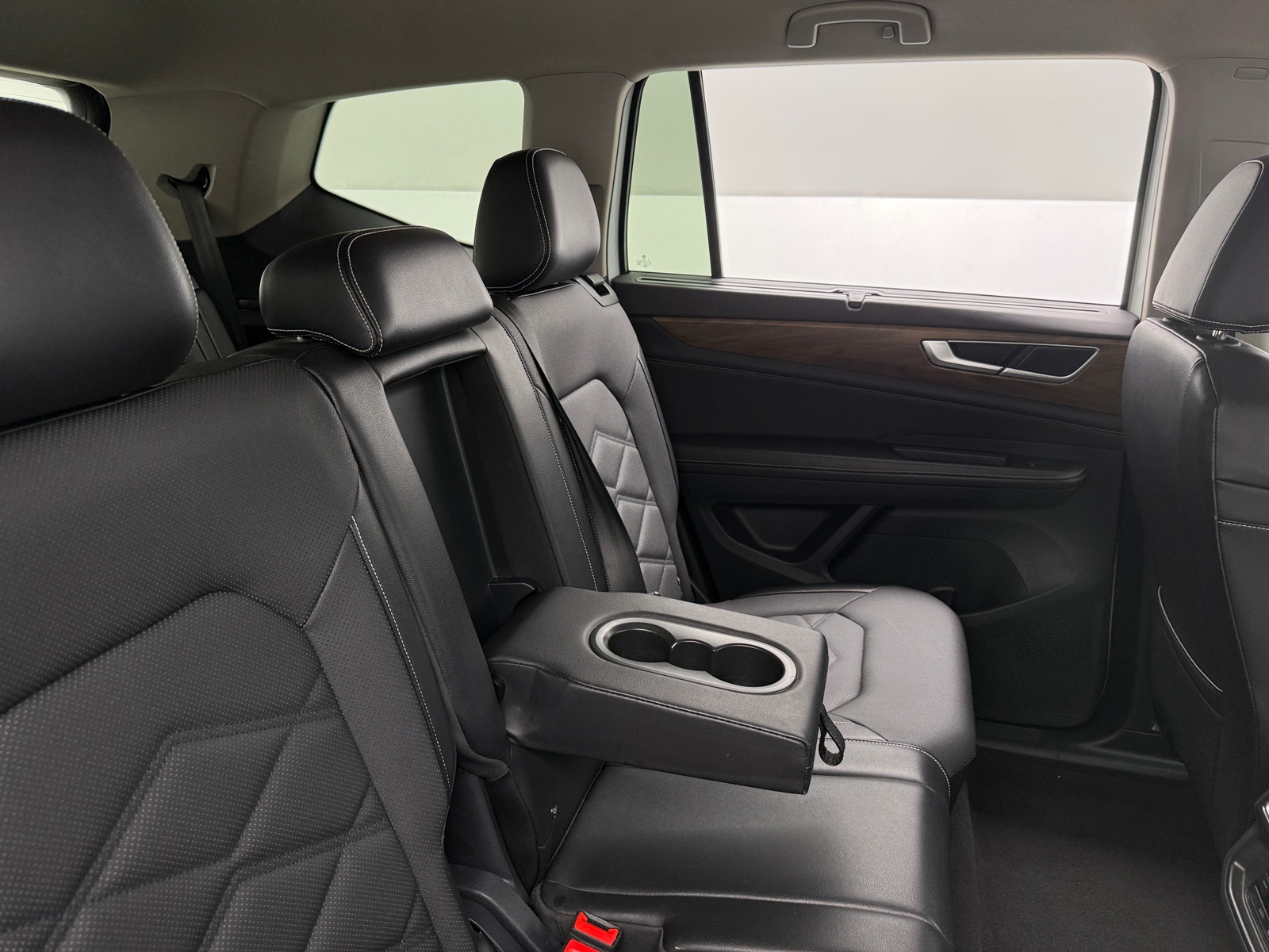 Thumbnail: 2024 Volkswagen Atlas - 5