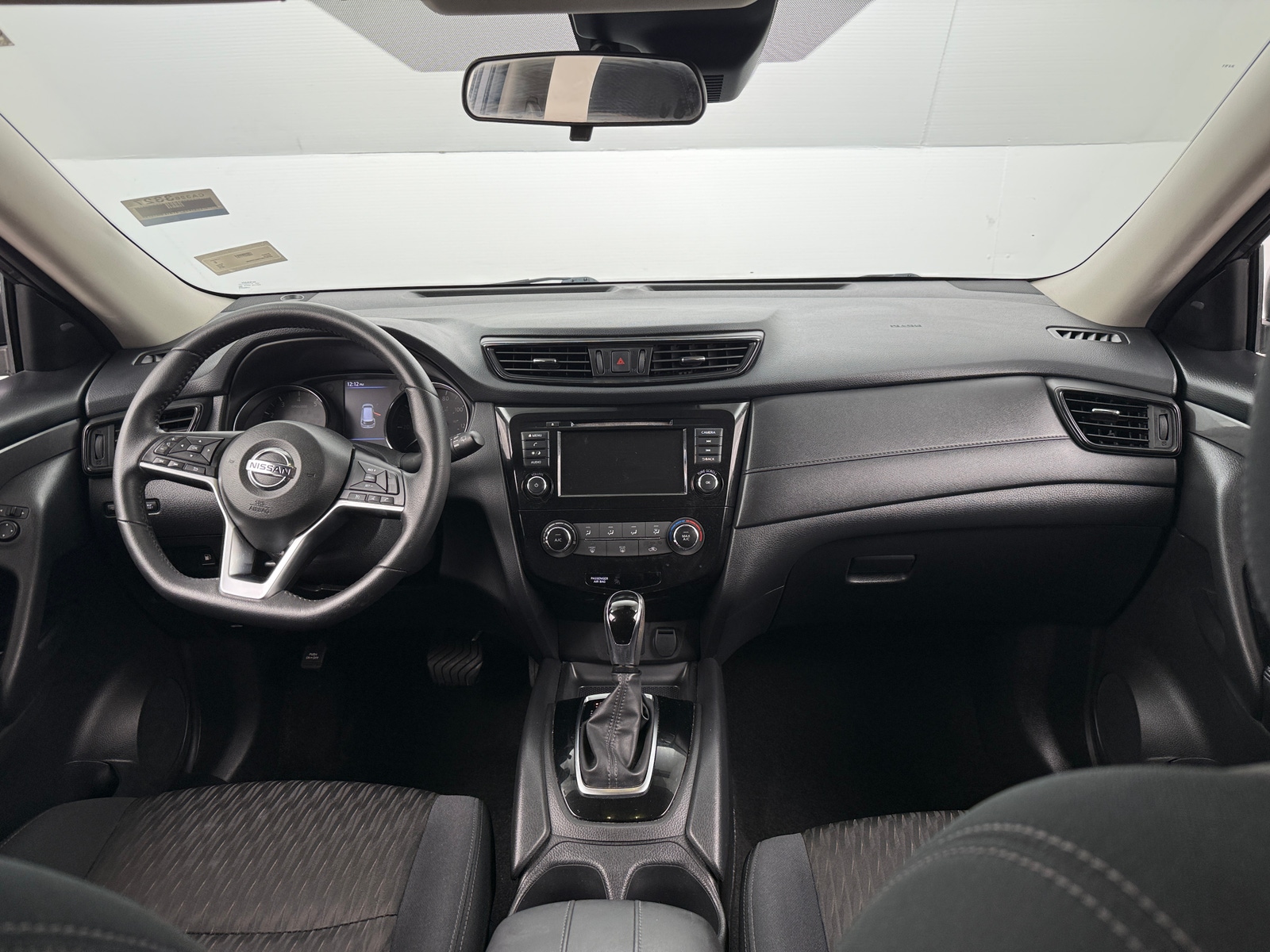 Thumbnail: 2019 Nissan Rogue - 3