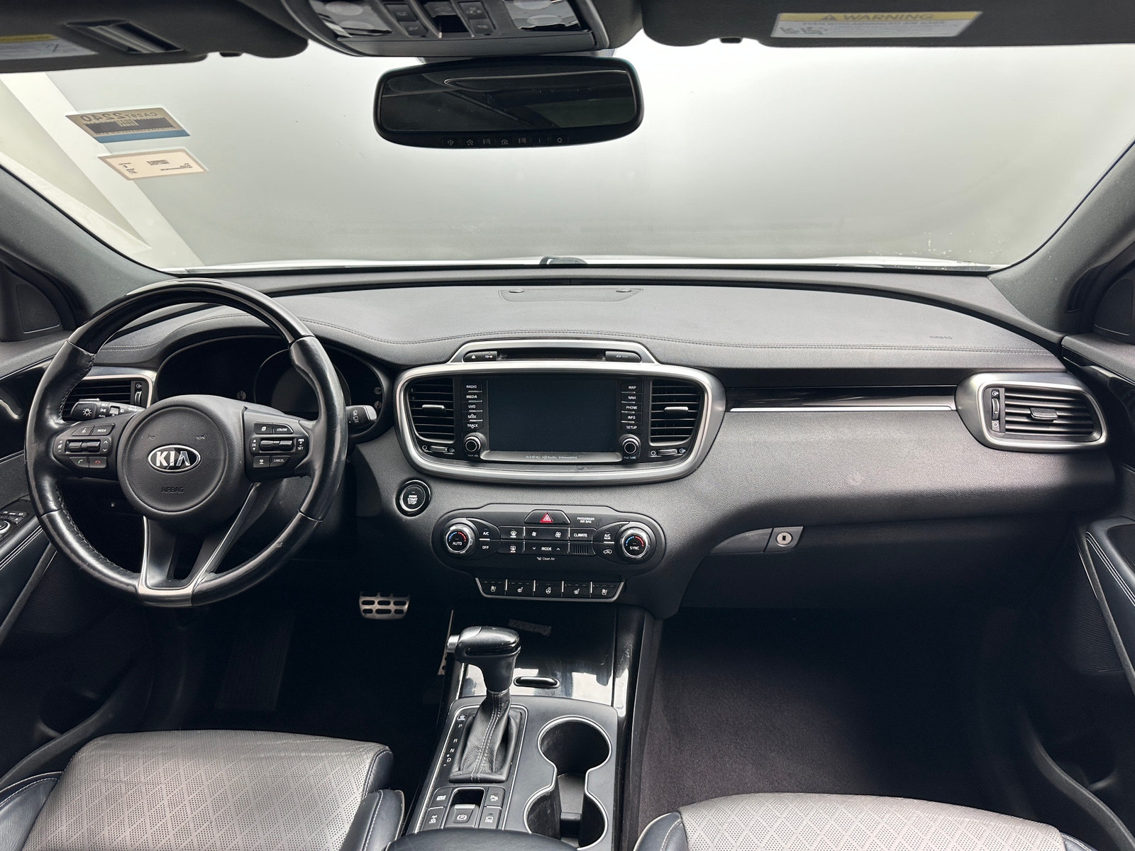 Thumbnail: 2017 Kia Sorento - 2